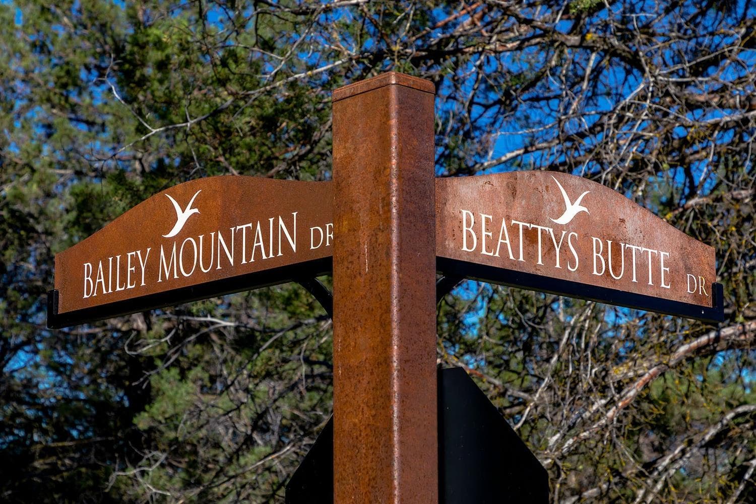 Additional Photo. Photo 2 of 27, 986 Beattys Butte Drive, Klamath Falls, OR 97601