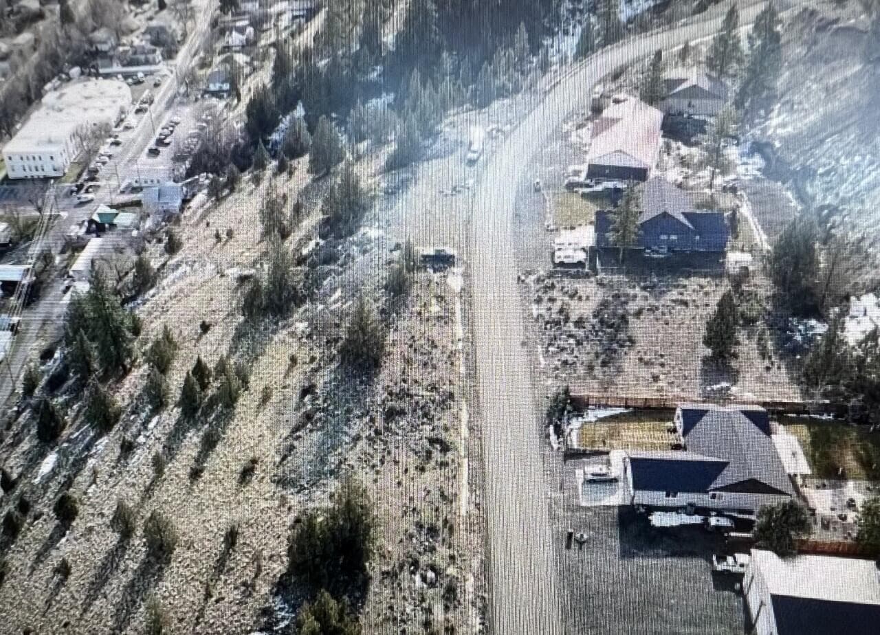 thumbnail_Image (2). Photo 2 of 8, 216 Elkview Drive, Canyon City, OR 97820