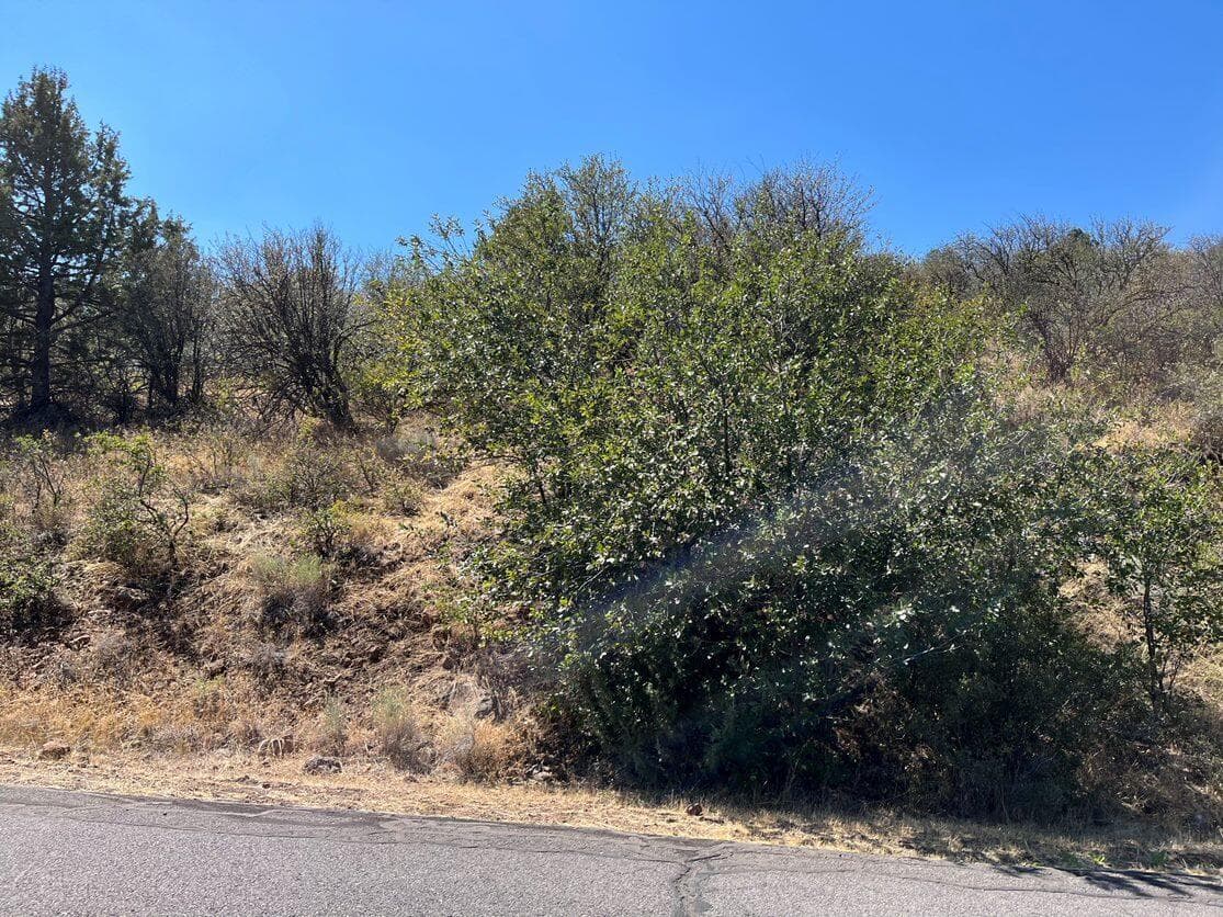 2. Photo 2 of 10, Peregrine Heights Unit Lot 55, Klamath Falls, OR 97601