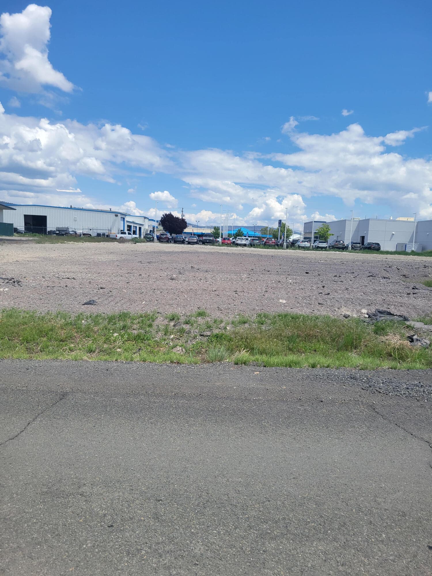 1. Photo 1 of 5, 2960 Maywood Drive, Klamath Falls, OR 97603