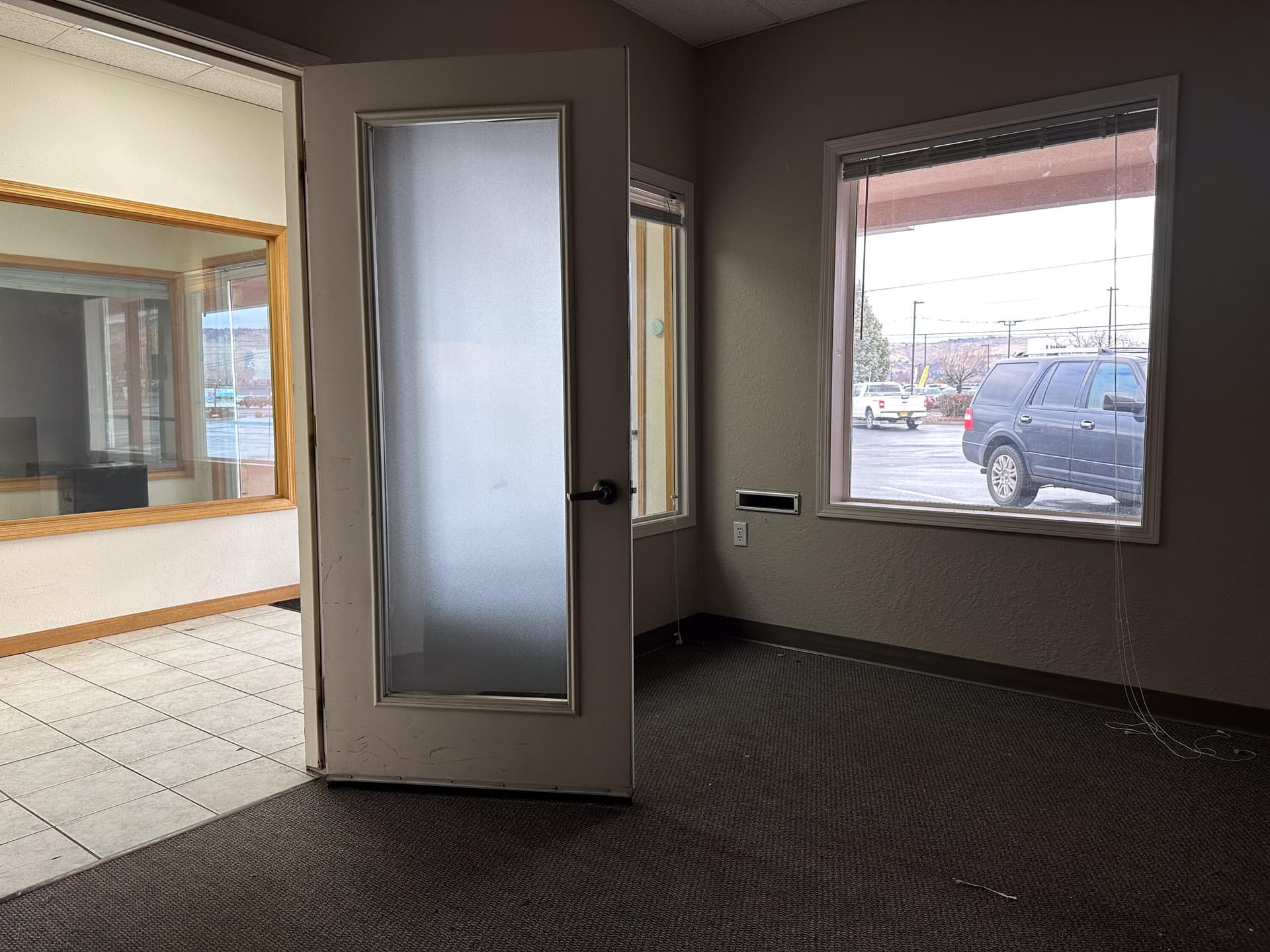 IMG_0933. Photo 4 of 14, 2650 Washburn Way Unit 160-2, Klamath Falls, OR 97603