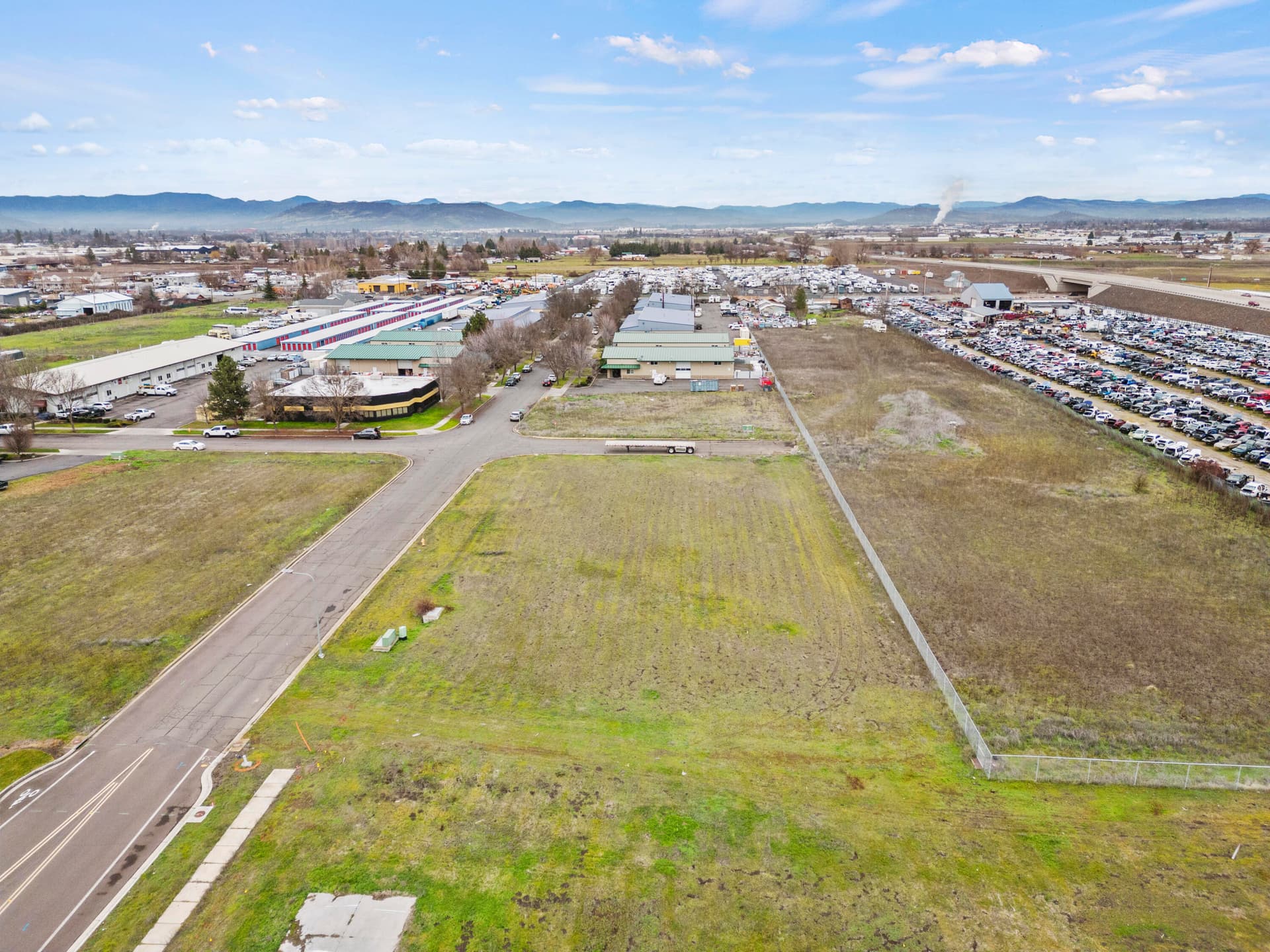4702 Industry Drive - 15. Photo 4 of 25, 4702 Industry Drive, Medford, OR 97502
