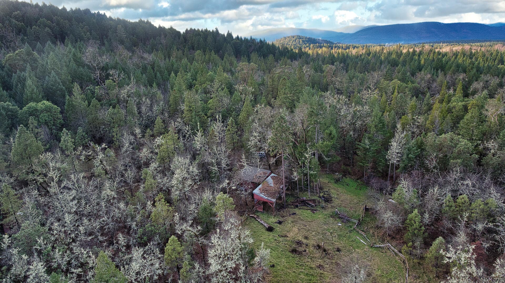 6181 1. Photo 2 of 10, 6181 Takilma Road, Cave Junction, OR 97523
