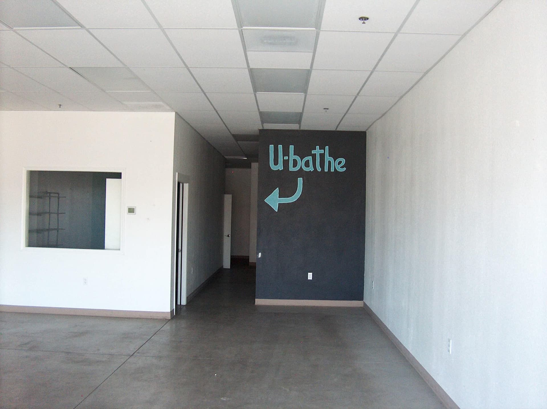 Front area. Photo 3 of 12, 1891 Avalon Street Unit A, Klamath Falls, OR 97603
