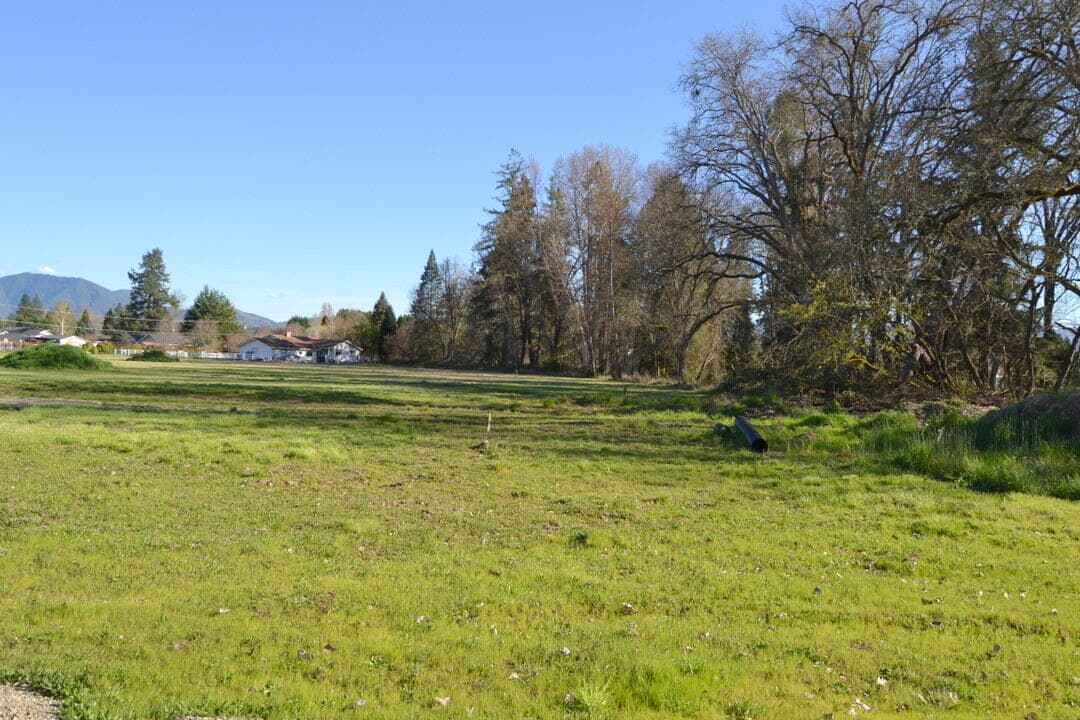 DSC_0536-001. Photo 3 of 13, Lot 2 Gerald Place, Grants Pass, OR 97527