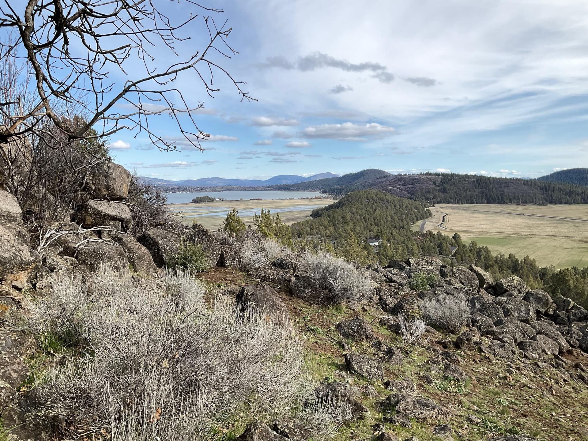 Lot 828 Coopers Hawk. Photo 2 of 9, Lot 828 Coopers Hawk Road, Klamath Falls, OR 97601