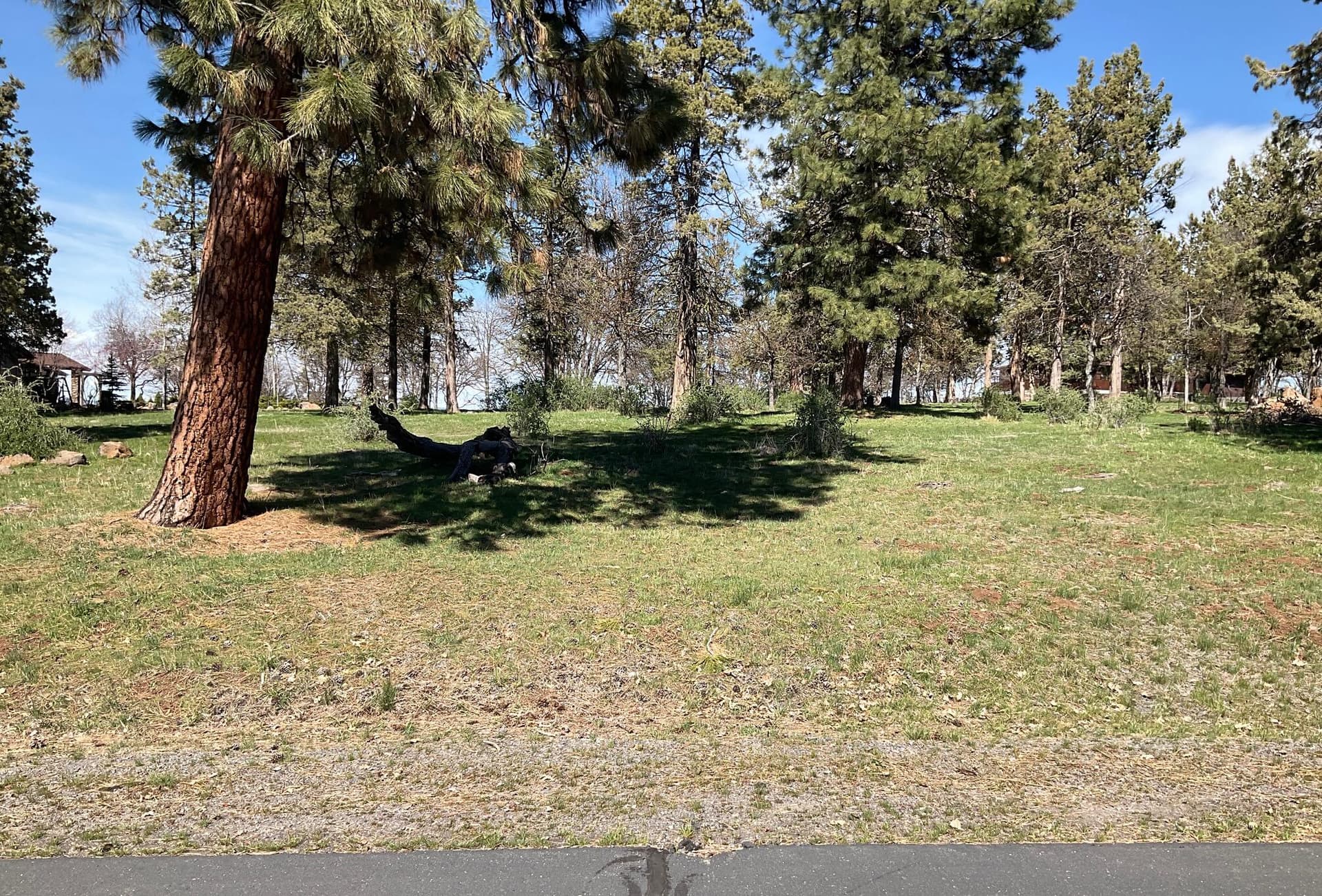584 from street. Photo 1 of 4, 0 Sanderling Unit Lot 584, Klamath Falls, OR 97601