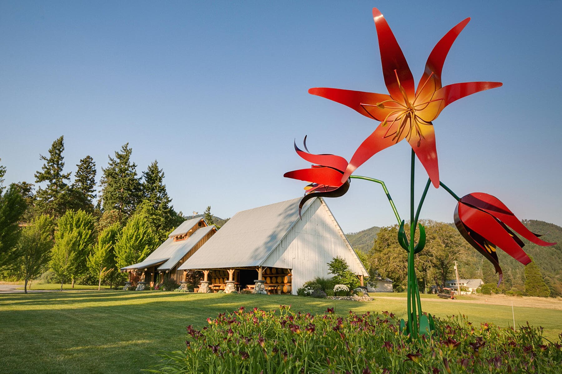 Red Lily (7). Photo 4 of 37, 11777 Highway 238, Jacksonville, OR 97530