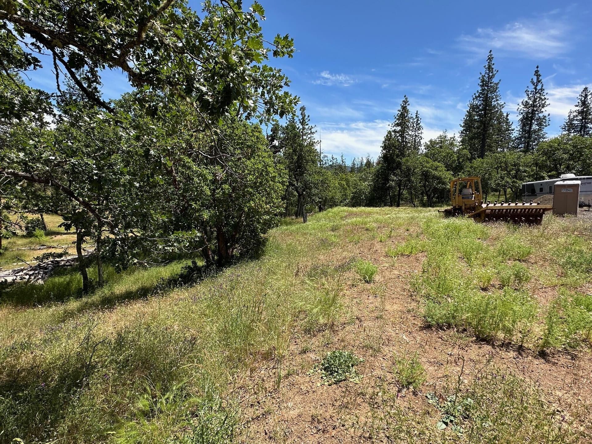 3. Photo 3 of 7, 551 Hudspeth Lane, Shady Cove, OR 97539