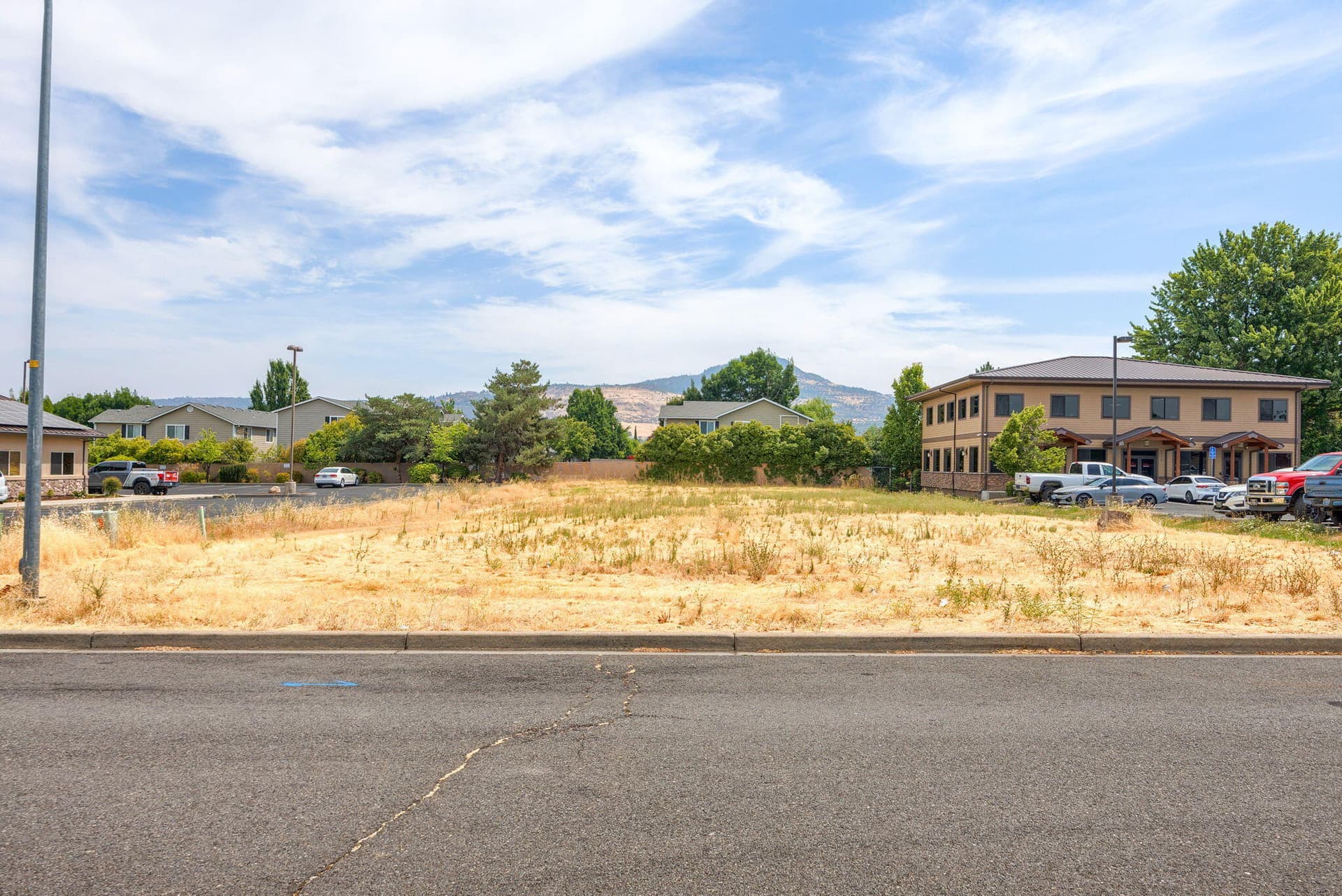 AA (5). Photo 5 of 6, 2722 American Avenue, Medford, OR 97504