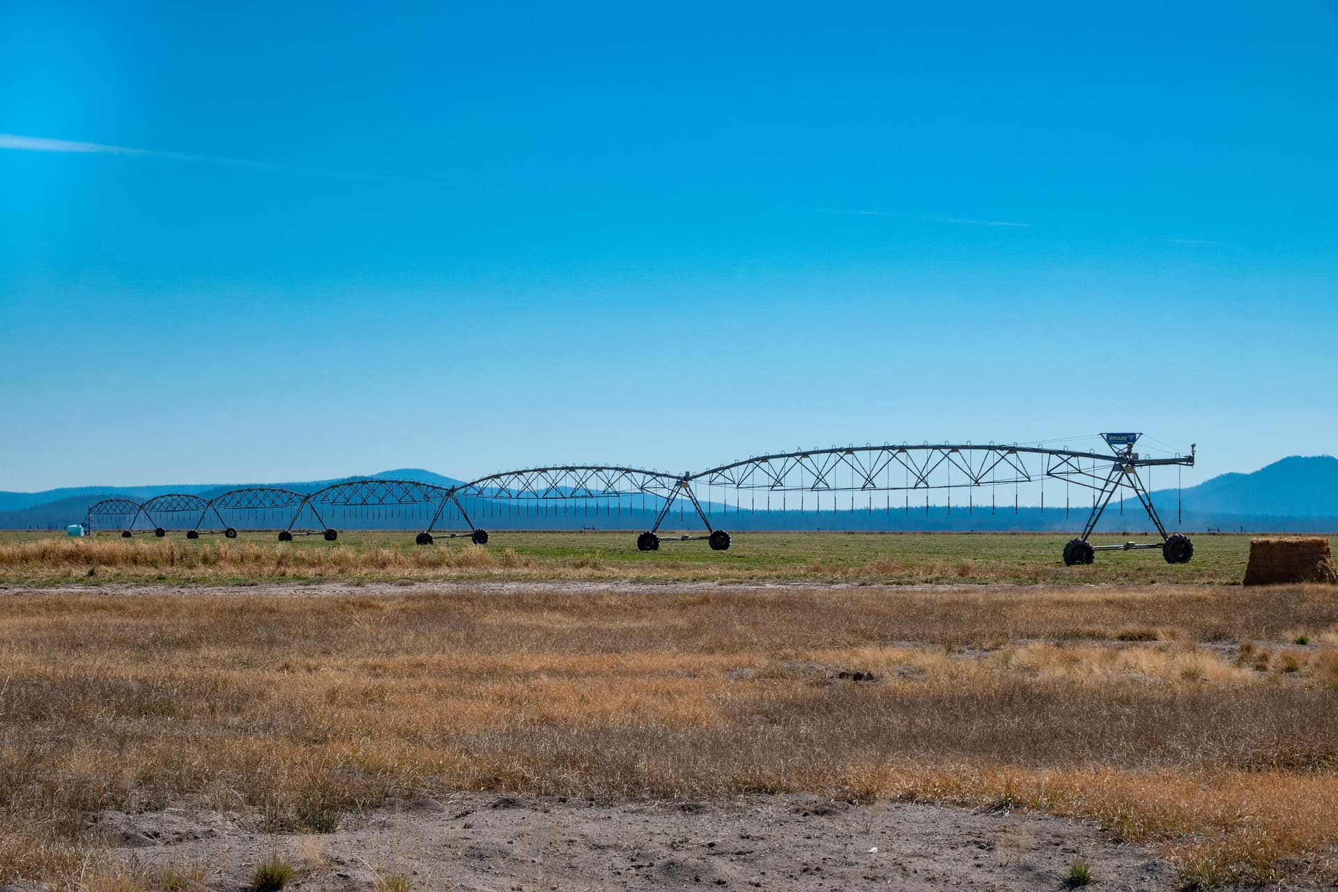 wheel ine in field oregon bar y pivots. Photo 4 of 31, 0 No Situs Ave, Chiloquin, OR 97624