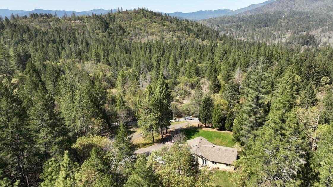 Land. Photo 2 of 9, 490 Surrey Drive, Grants Pass, OR 97526