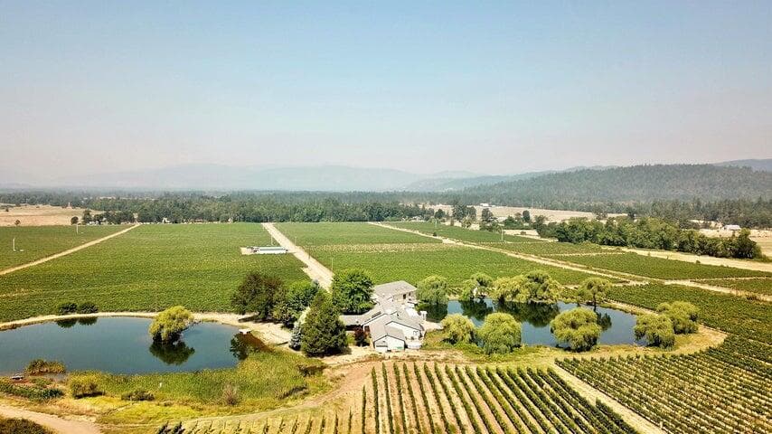 20230826011151281863000000-o. Photo 1 of 41, 7821 Holland Loop Road, Cave Junction, OR 97523
