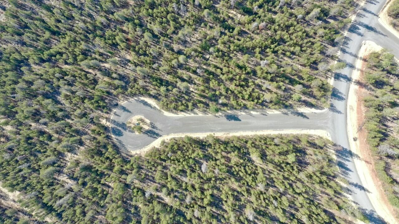 tempImageolKEqq. Photo 2 of 27, Stirrup Drive Unit Lot 13, La Pine, OR 97739