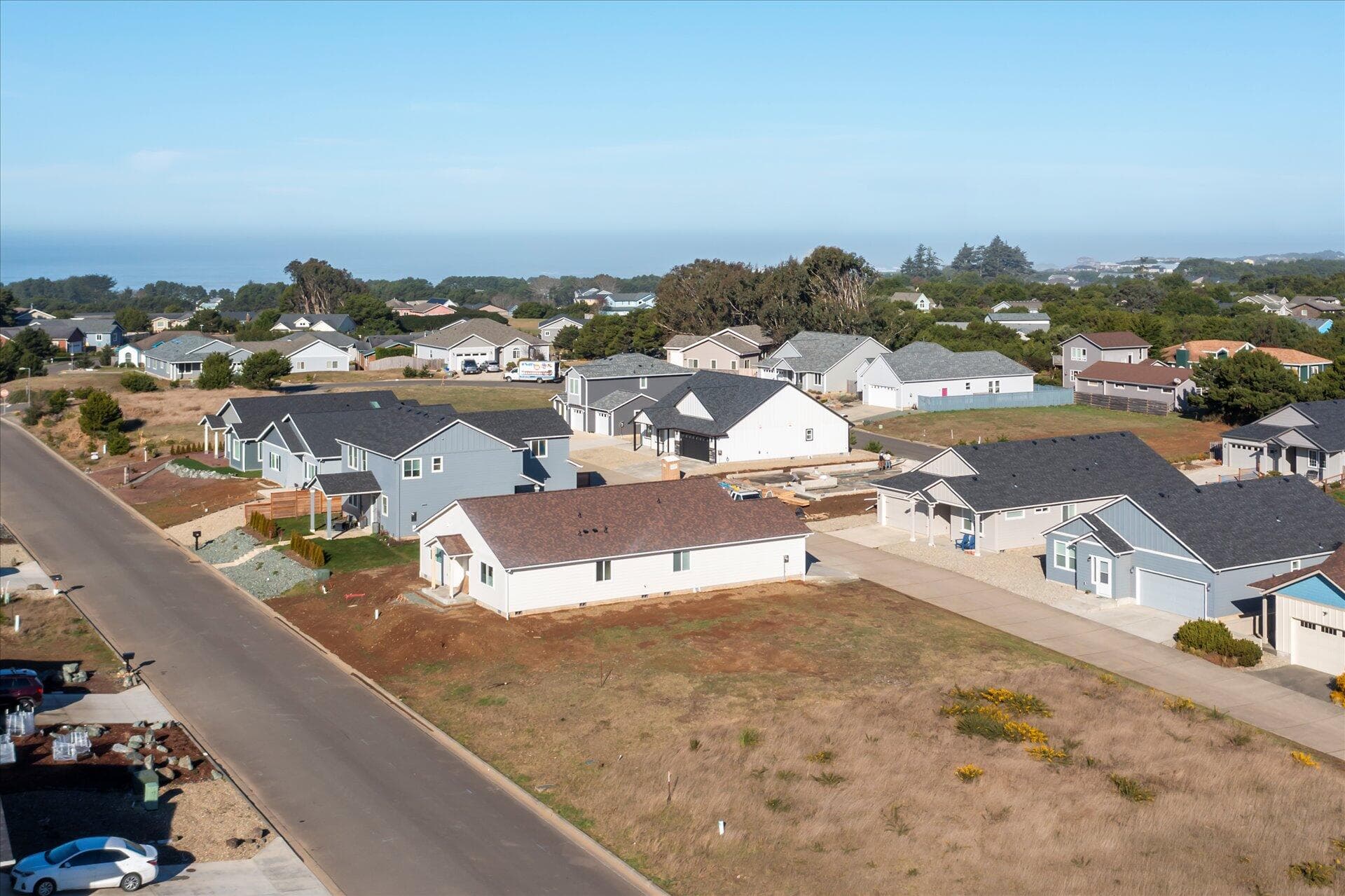 01-Seacrest. Photo 2 of 13, 728 Seacrest Drive, Bandon, OR 97411