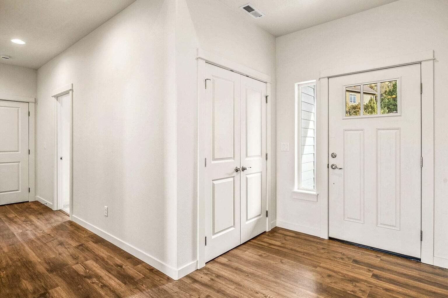 20240214182311808771000000-o. Photo 4 of 32, 1014 Highland View Loop, Redmond, OR 97756