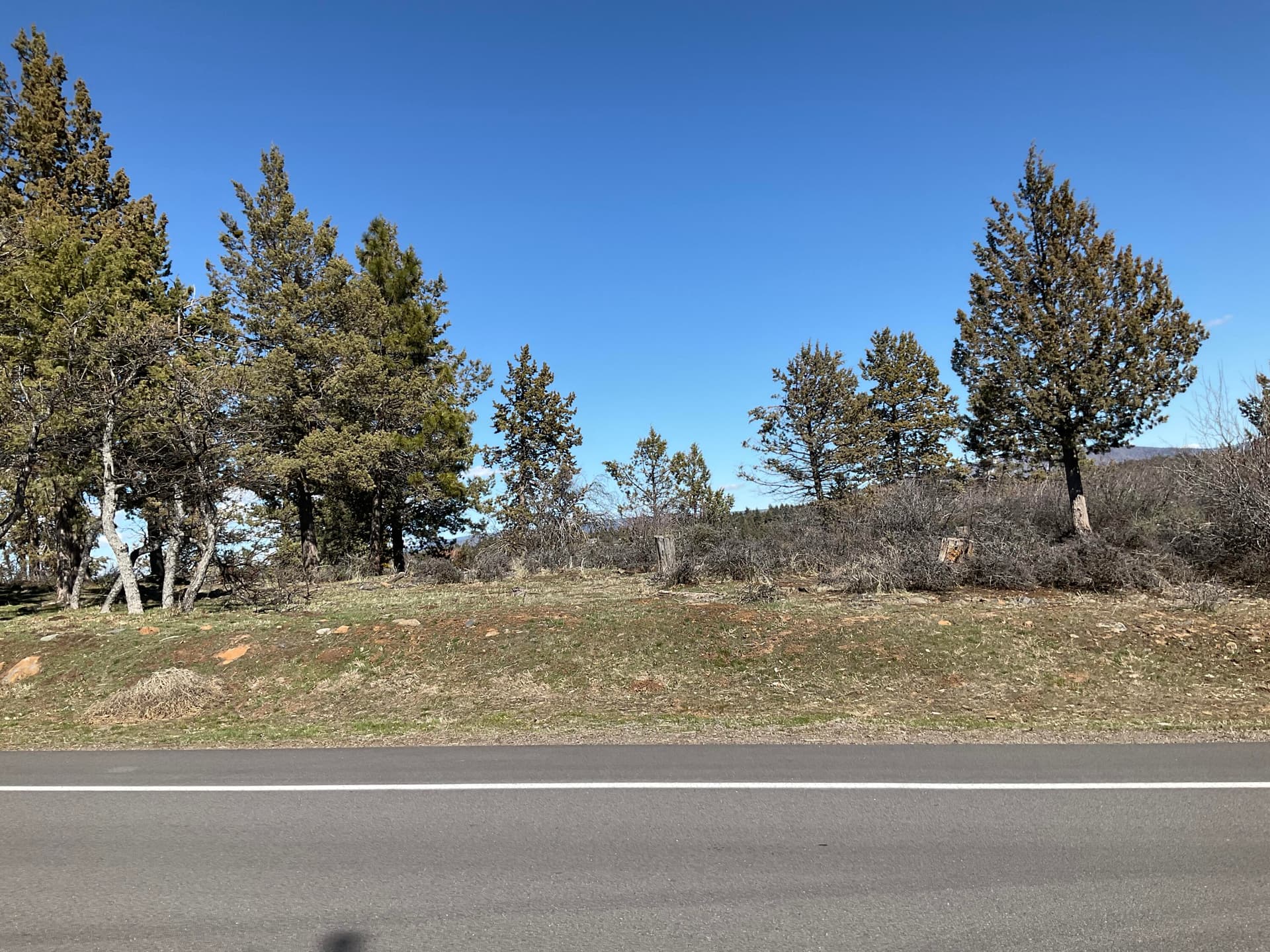 Level at the street. Photo 2 of 6, Crossbill Drive Unit Lot 975, Klamath Falls, OR 97601
