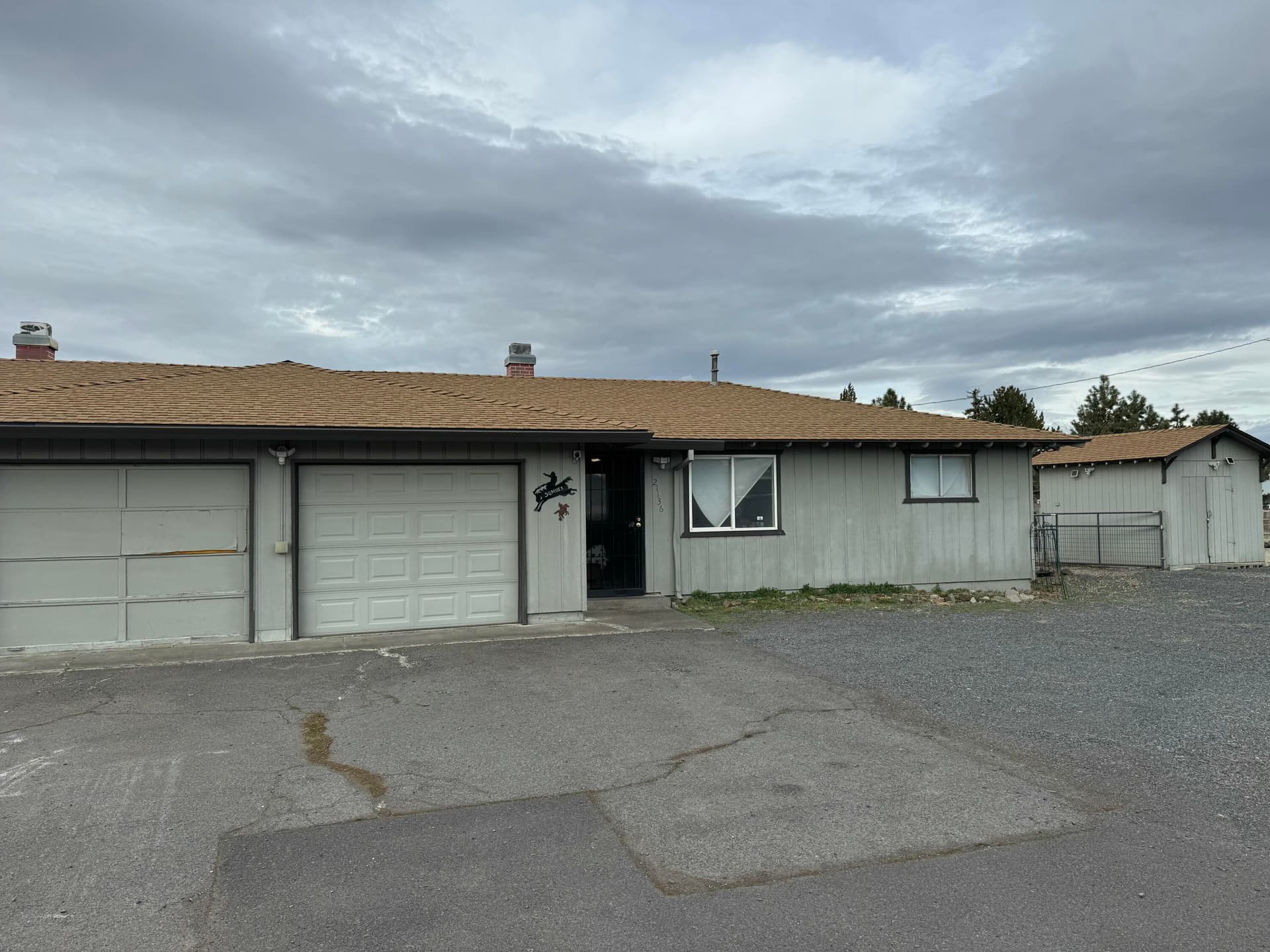 tempImagesKLm3u. Photo 3 of 26, 21130 SE Reed Market Road, Bend, OR 97702