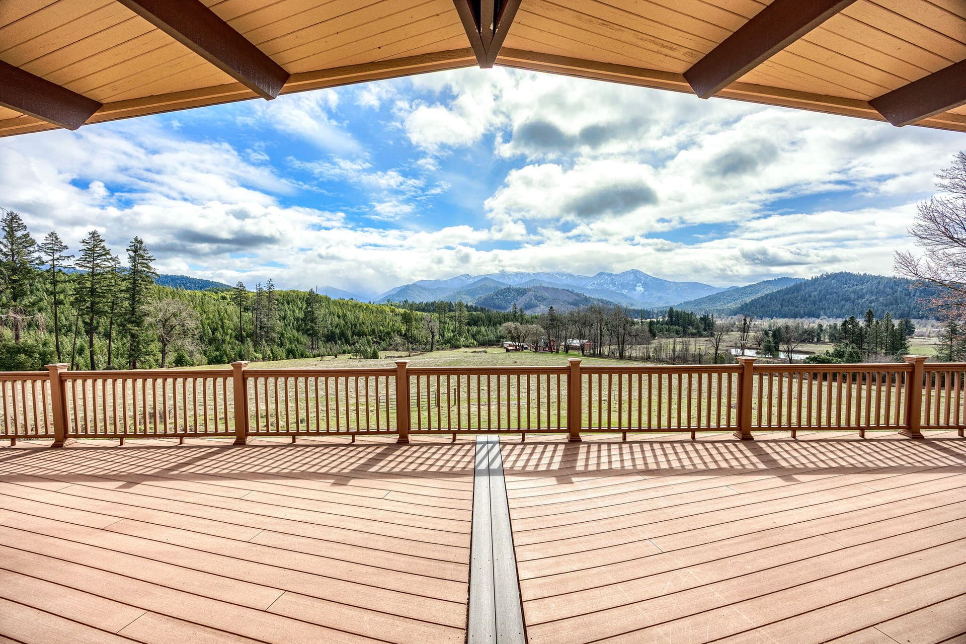 OregonRanchBarnShopAcerage. Photo 2 of 98, 3220 Deer Creek Road, Selma, OR 97538