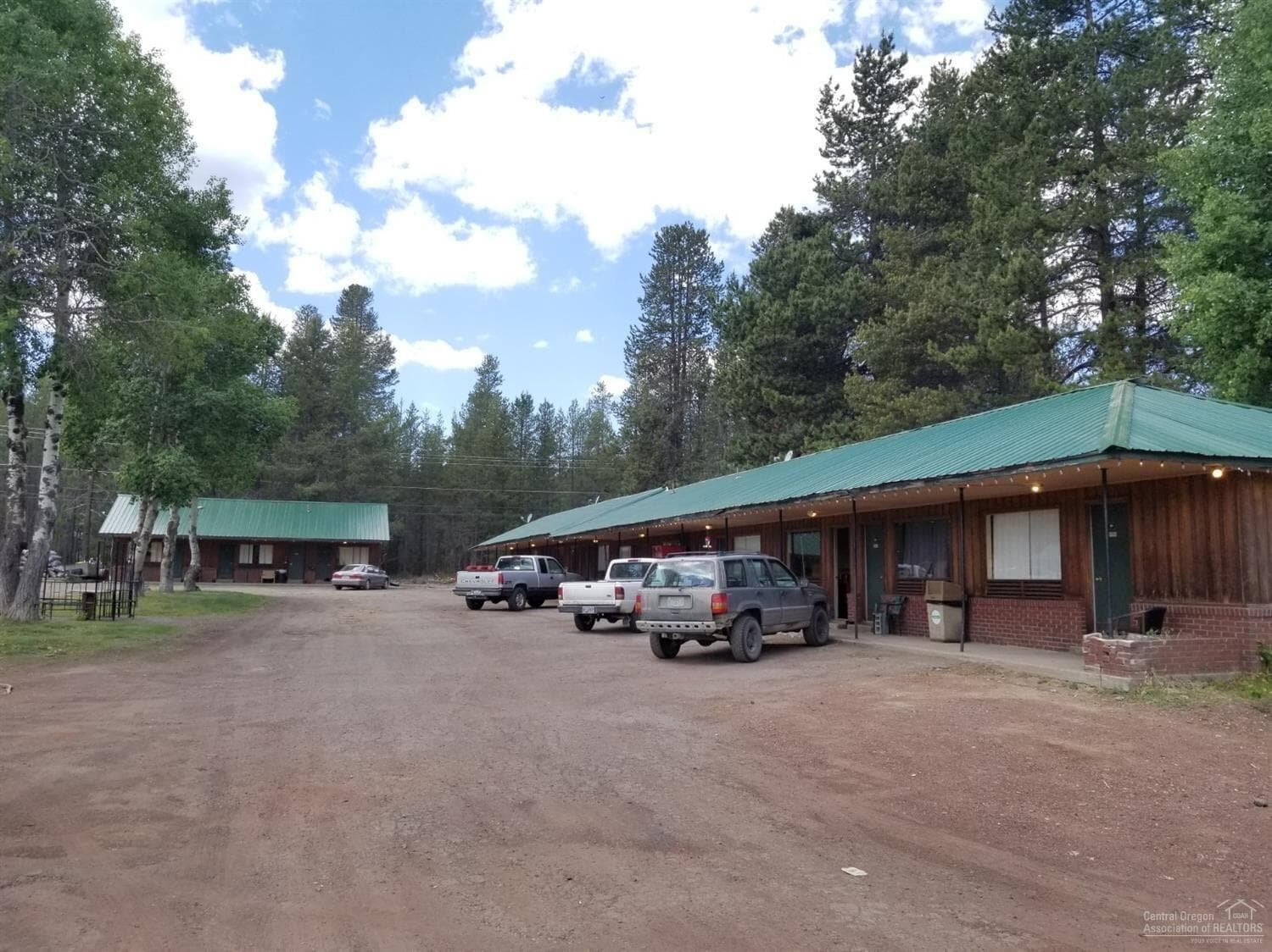 Motel 2. Photo 2 of 11, 109256 N Hwy 97, Chemult, OR 97731