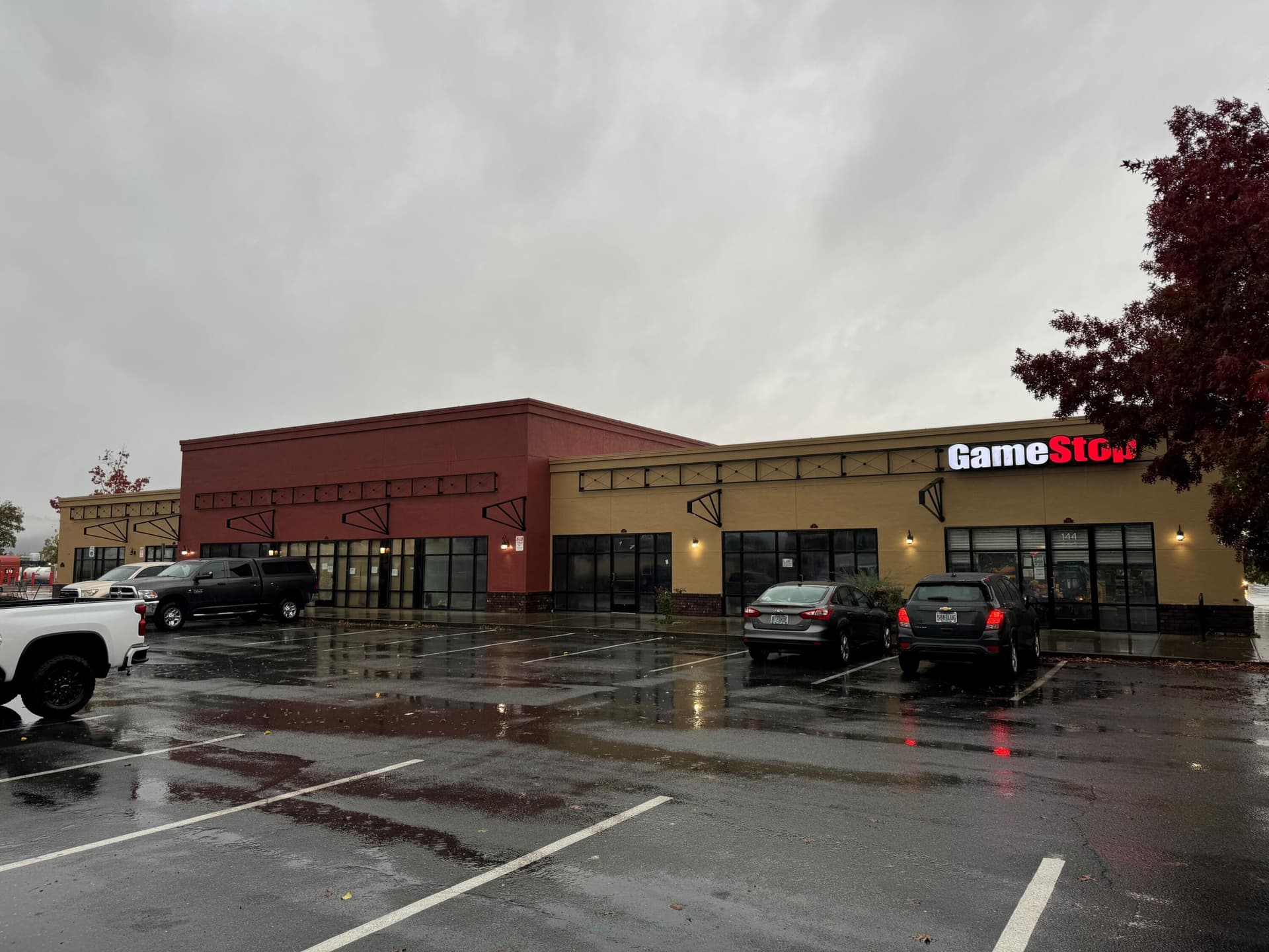 6. Photo 2 of 2, 144 NE Terry Lane Unit 06, Grants Pass, OR 97526