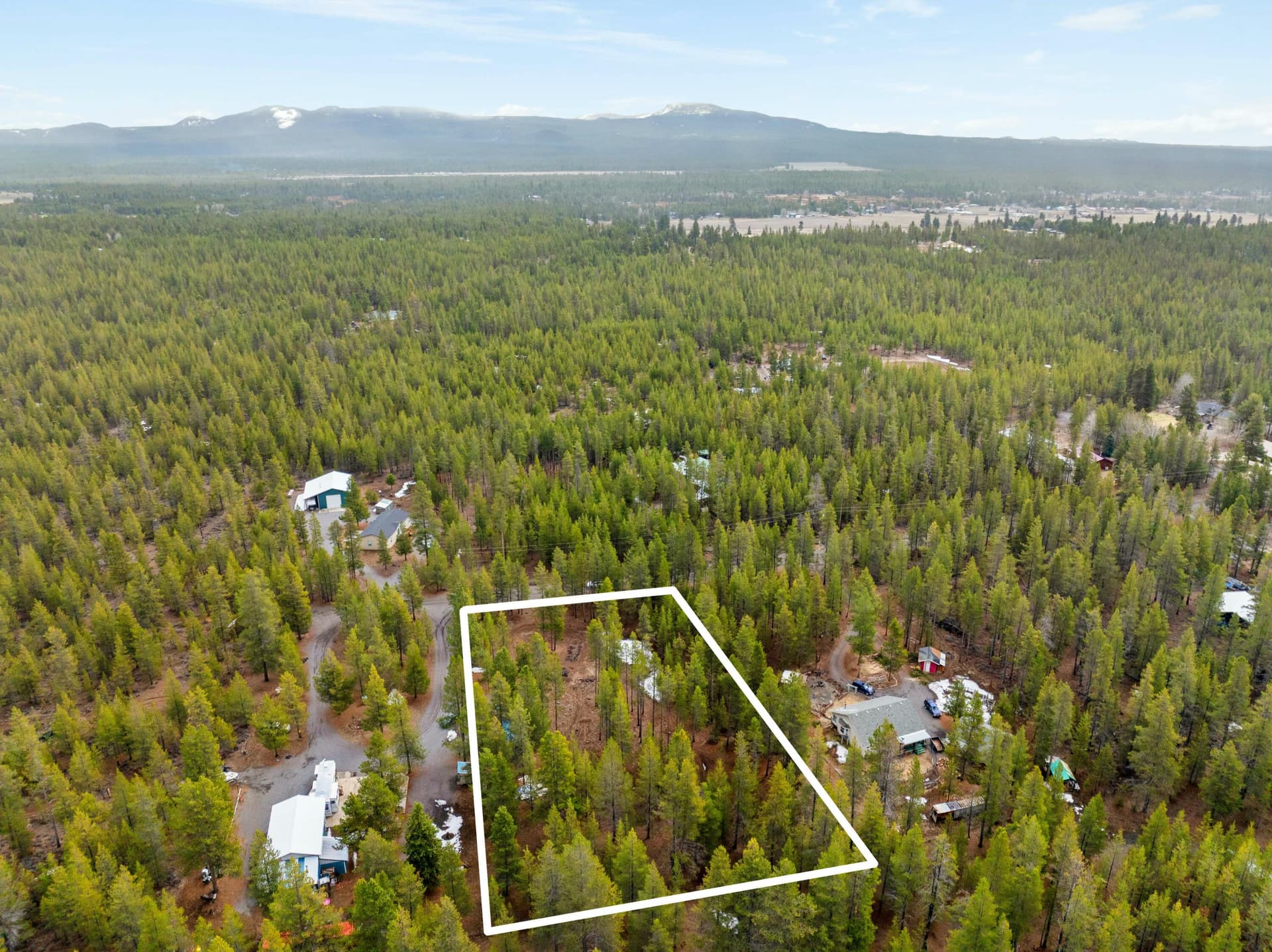 tempImageNLdsBZ. Photo 5 of 8, 53623 Woodchuck Drive, La Pine, OR 97739