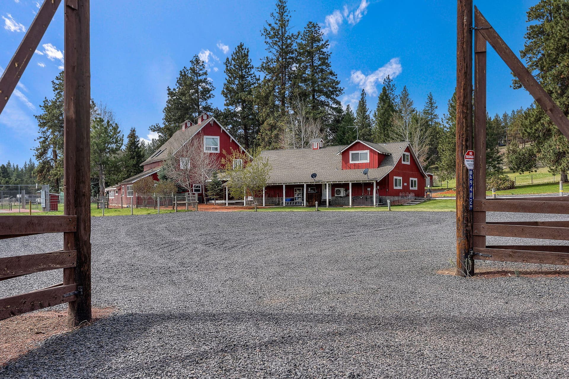 2025_04_25_69482_panoramic_drive_sisters. Photo 2 of 63, 69482 Panoramic Drive, Sisters, OR 97759