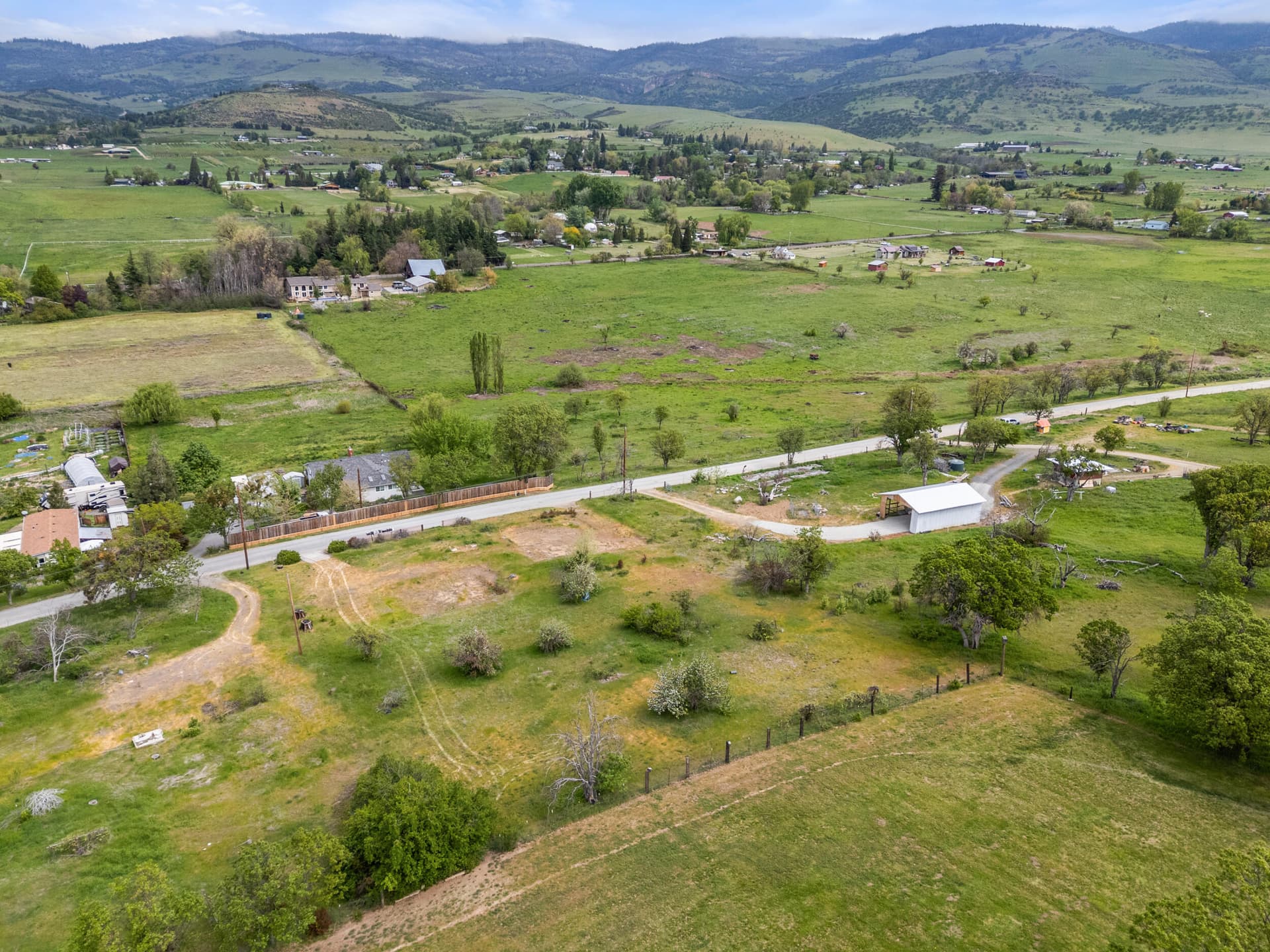 198 e butler lane - drone - 05. Photo 5 of 8, 198 E Butler Lane, Ashland, OR 97520