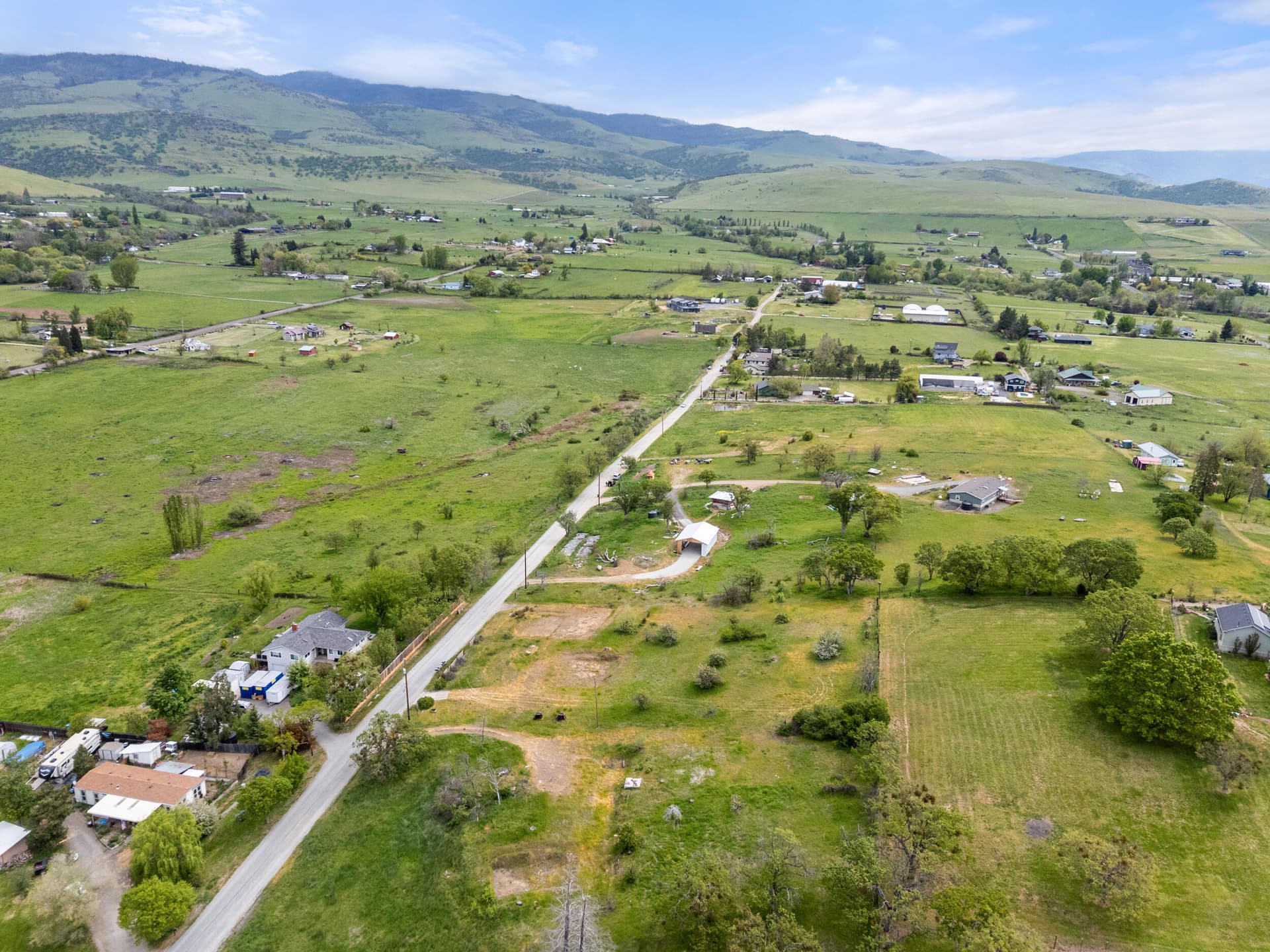198 e butler lane - drone - 11. Photo 4 of 8, 198 E Butler Lane, Ashland, OR 97520
