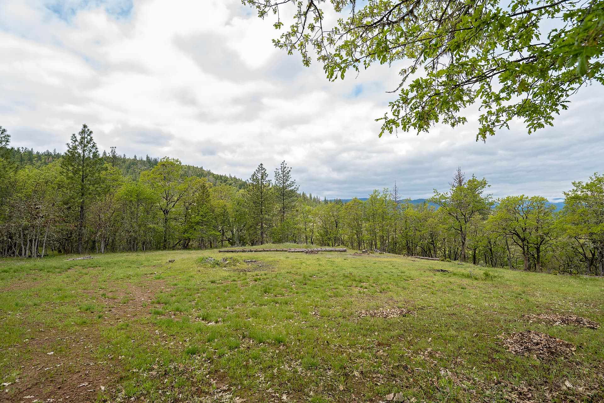 Indian Creek001 copy. Photo 1 of 24, 0 Cabetowne Way, Shady Cove, OR 97539