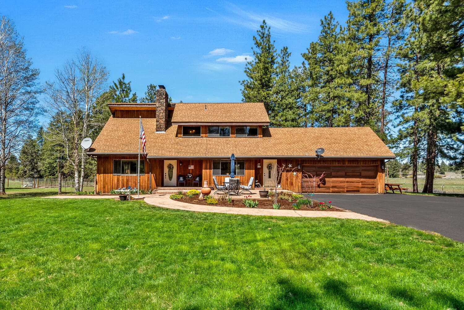 002 Vladic River Ranch. Photo 2 of 77, 32841 River Bend Road, Chiloquin, OR 97624