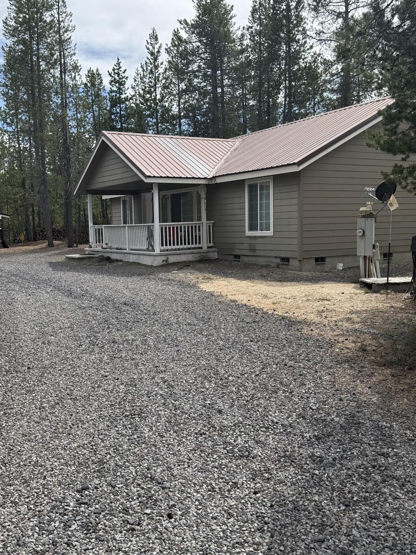 Front side. Photo 1 of 30, 124868 Mowich Street, Crescent Lake, OR 97733