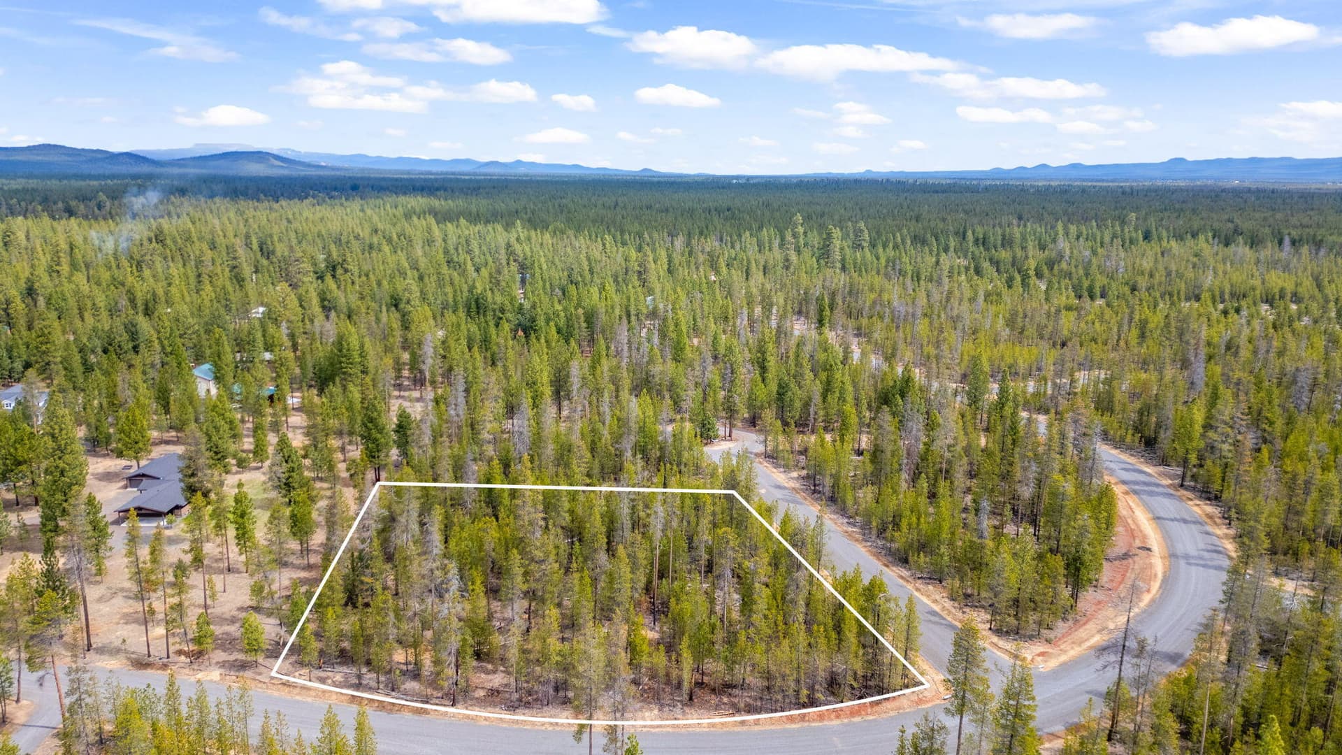 15-web-or-mls-10 - Lot line. Photo 5 of 19, TL 10300 Concho Court Unit 5, La Pine, OR 97739