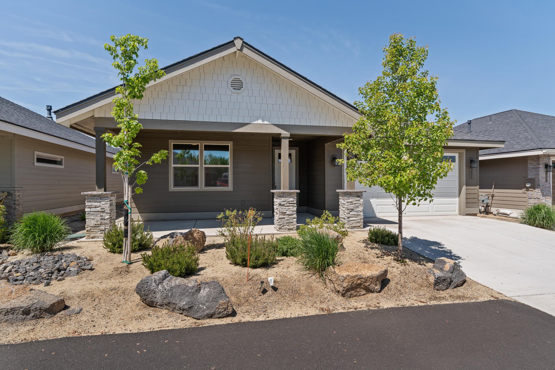Riley_Visuals-2. Photo 3 of 39, 2695 NW 23rd Lp, Redmond, OR 97756
