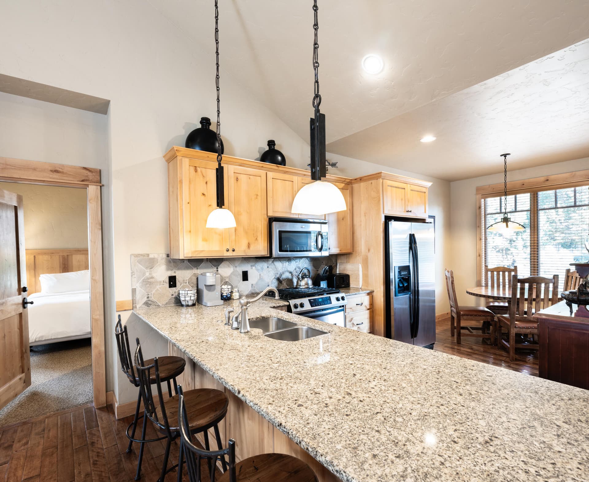 Kitchen. Photo 5 of 30, 16752 SW Brasada Ranch Road, Powell Butte, OR 97753