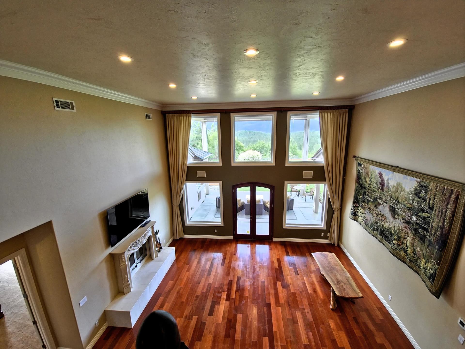 Great Room. Photo 4 of 86, 2054 Jaynes Drive, Grants Pass, OR 97527