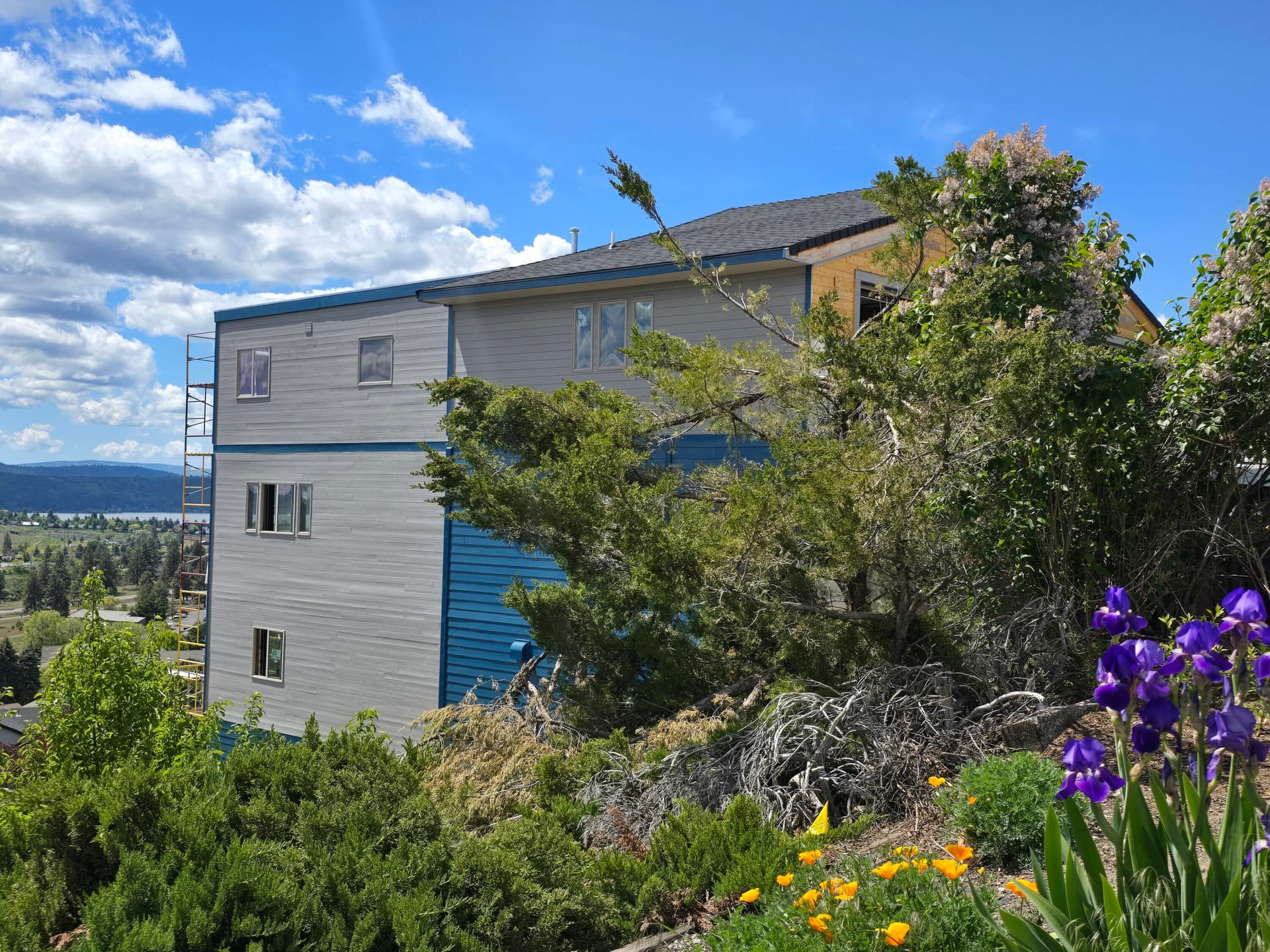 Pic 10. Photo 2 of 12, 1580 Wade Circle, Klamath Falls, OR 97601