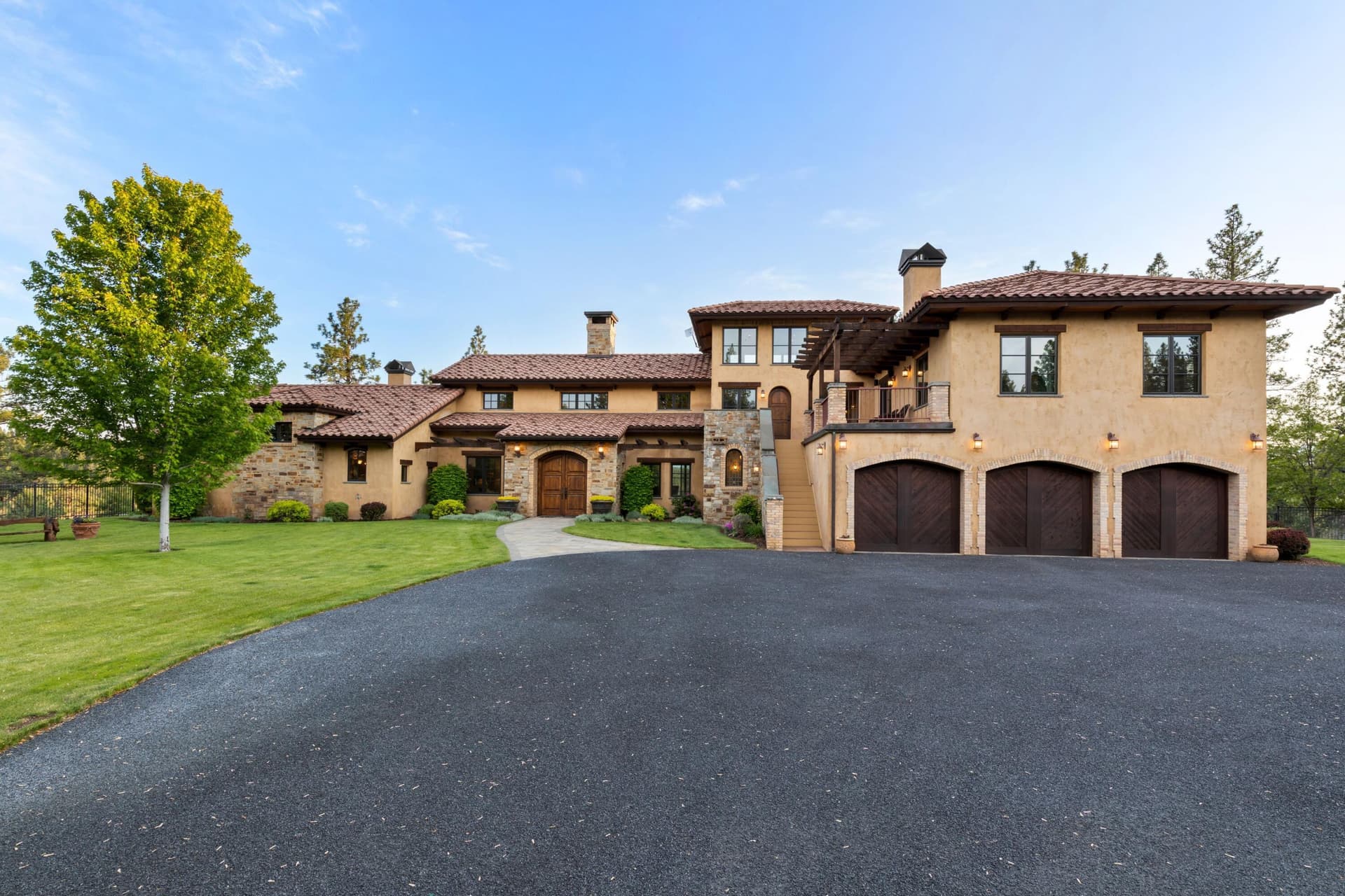 _31A5719JennMontoyaPhotography. Photo 4 of 50, 16465 Suntree Lane, Sisters, OR 97759
