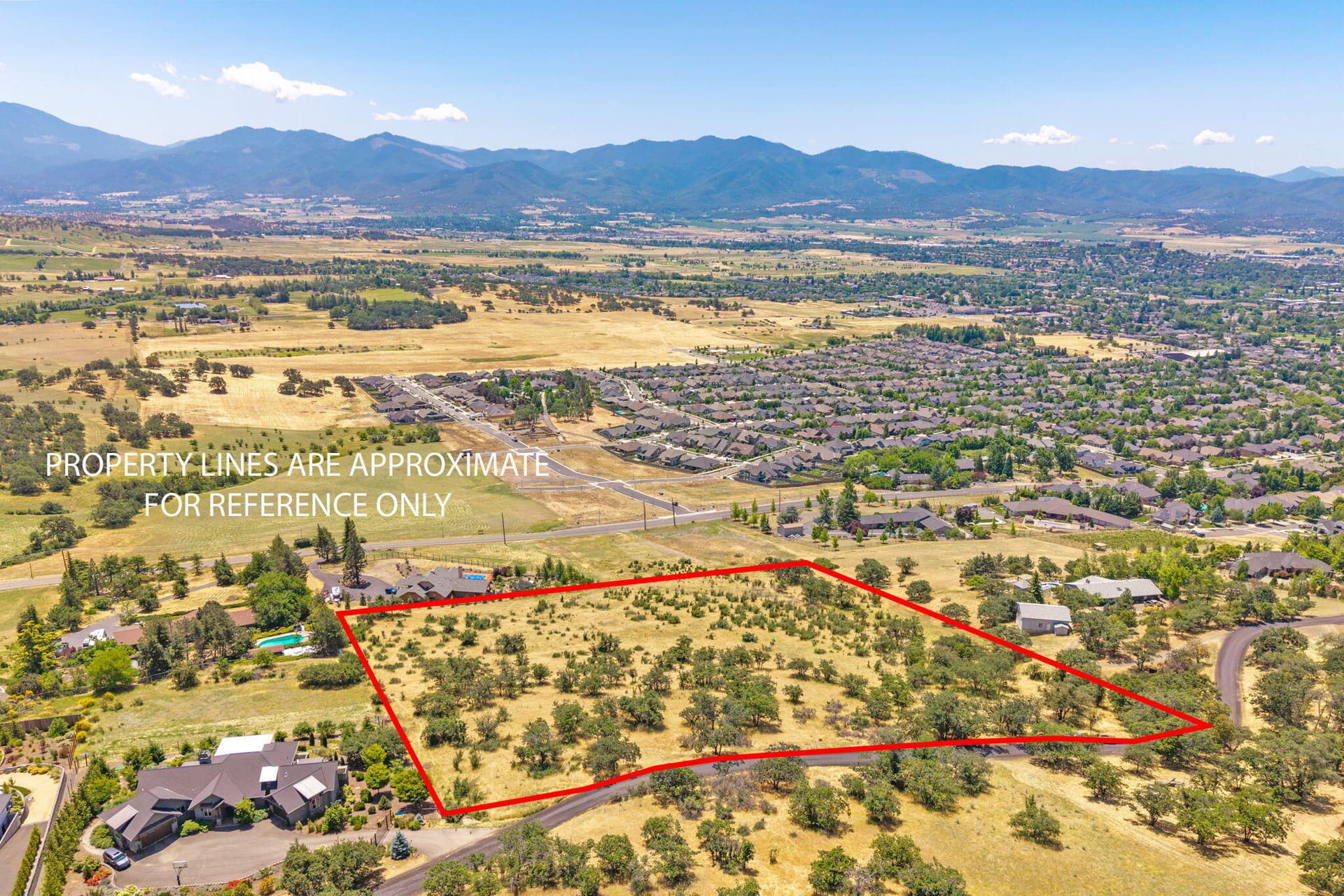 00008APXAH. Photo 3 of 17, 4286 Aerial Heights Drive Unit TL1000, Medford, OR 97504