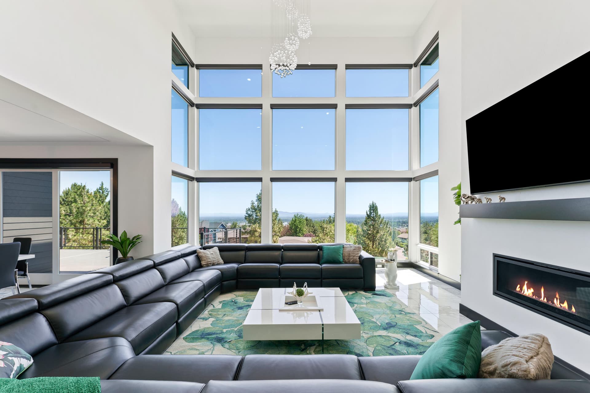 great room. Photo 4 of 58, 664 NW Powell Butte Loop, Bend, OR 97703