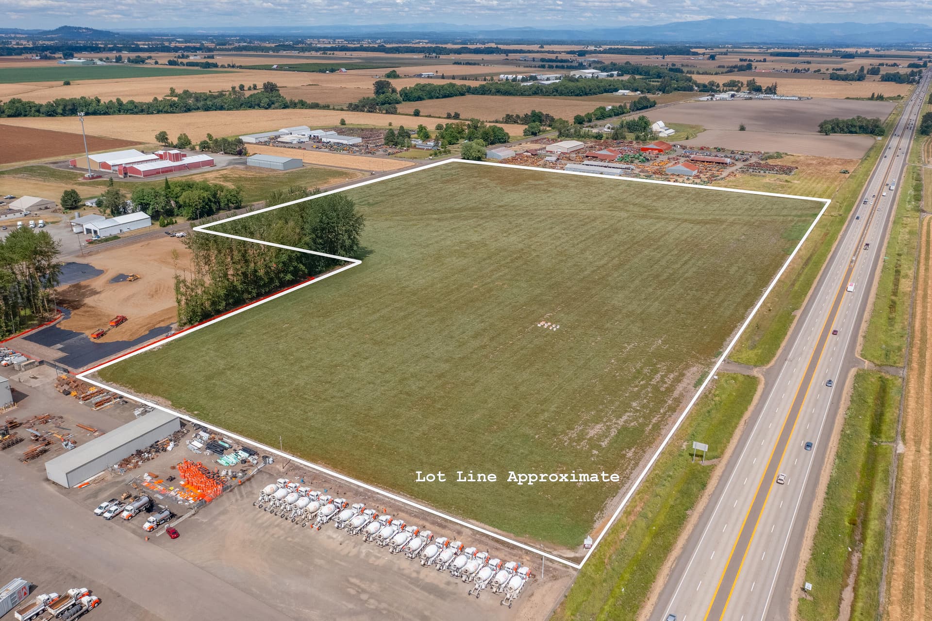 MIT-2. Photo 1 of 21, 32320 Highway 34, Tangent, OR 97389