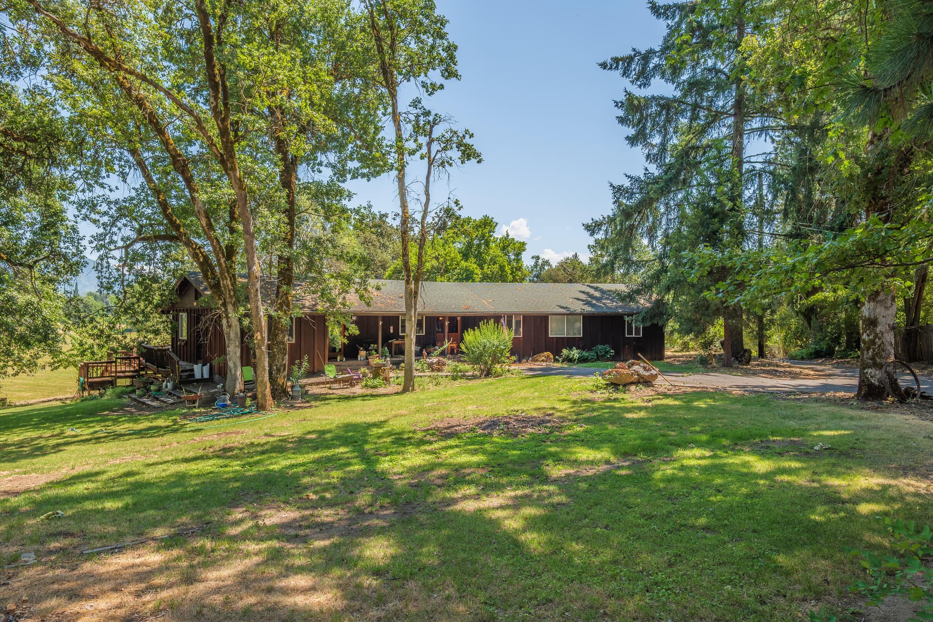 LRR (4). Photo 5 of 38, 3290 Lower River Road, Grants Pass, OR 97526