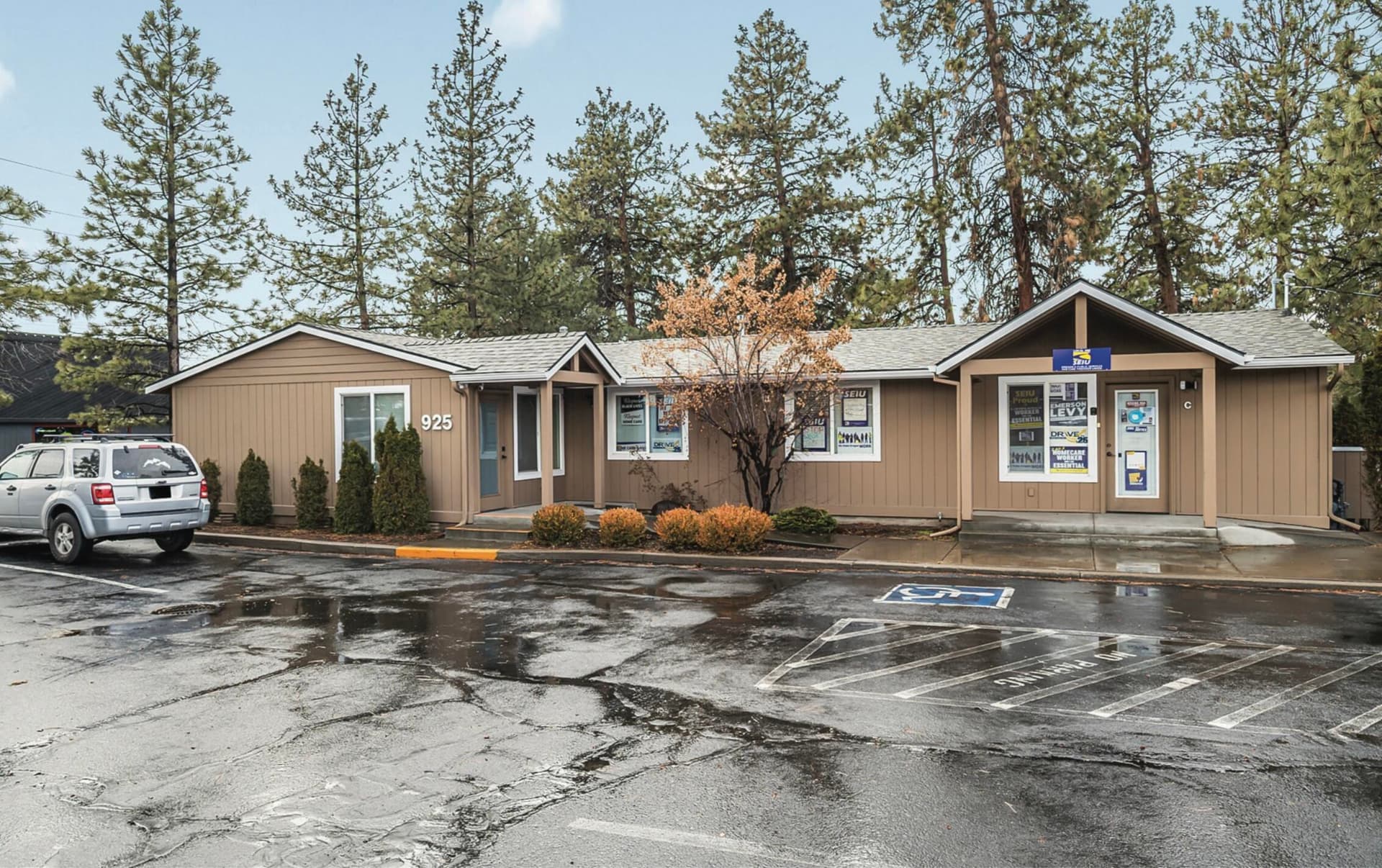 IMG_0756. Photo 1 of 25, 909 SE 2nd Street, Bend, OR 97702