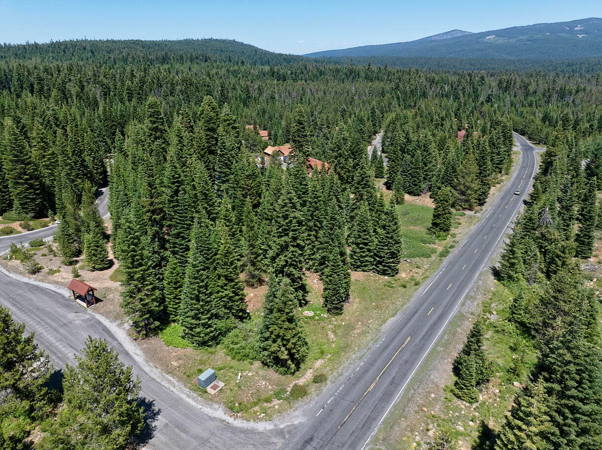 DJI_20250630144905_0273_D copy. Photo 2 of 26, 0 Skiway Drive Unit 32, Klamath Falls, OR 97601