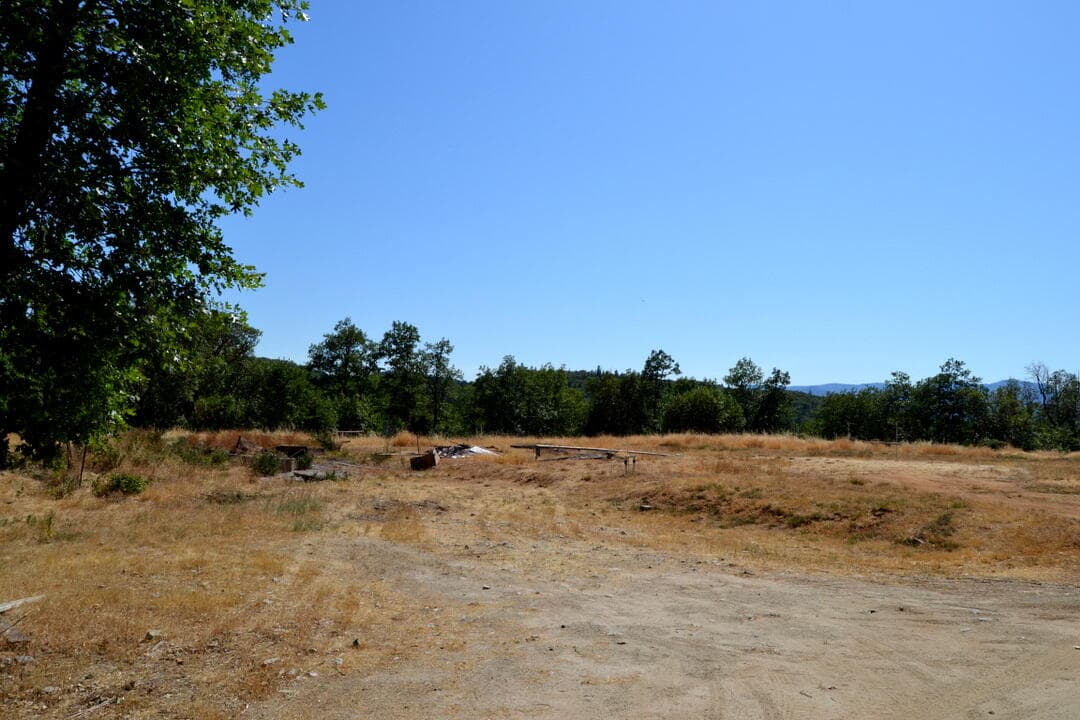 Front. Photo 1 of 7, 785 Harris Road, Grants Pass, OR 97526