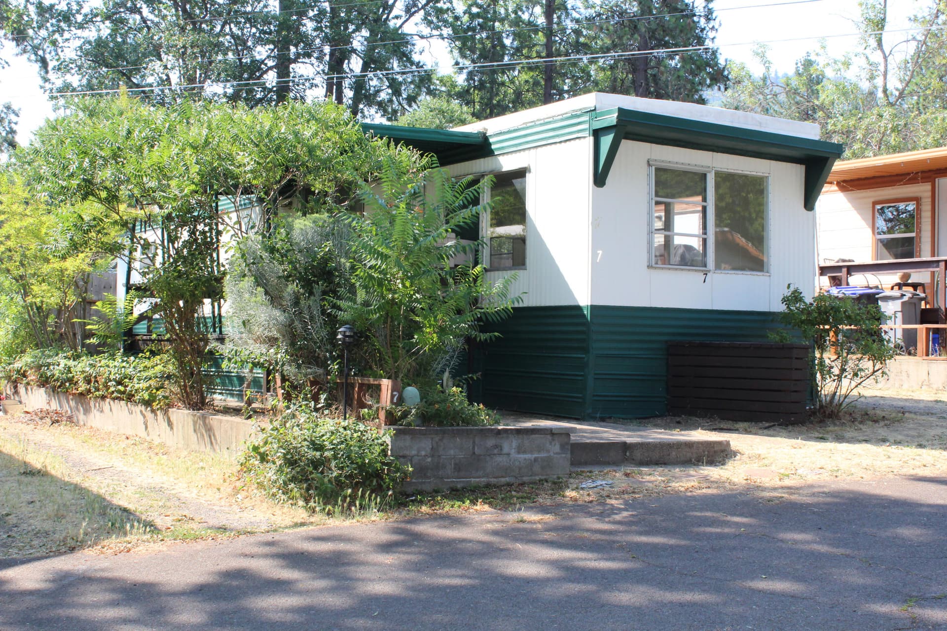 IMG_9220. Photo 3 of 35, 2799 Siskiyou Boulevard Unit UNIT 7, Ashland, OR 97520