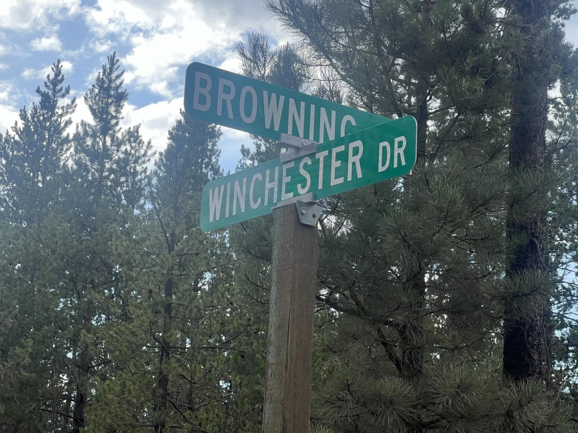 Dresley 2. Photo 4 of 6, 55970 Browning Drive, Bend, OR 97707