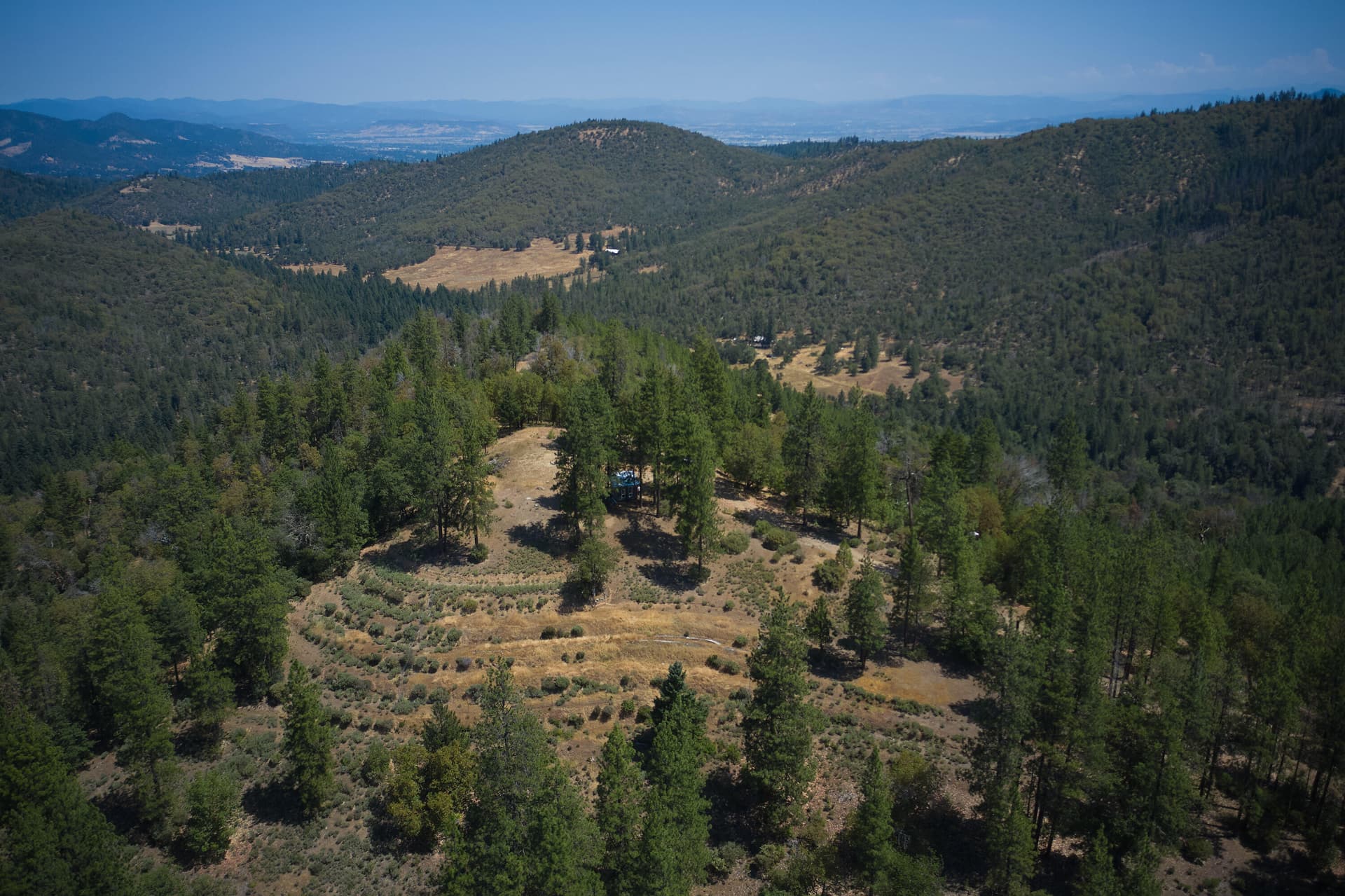 2541 SterlingCrk-19. Photo 1 of 25, 2541 Sterling Creek Road, Jacksonville, OR 97530