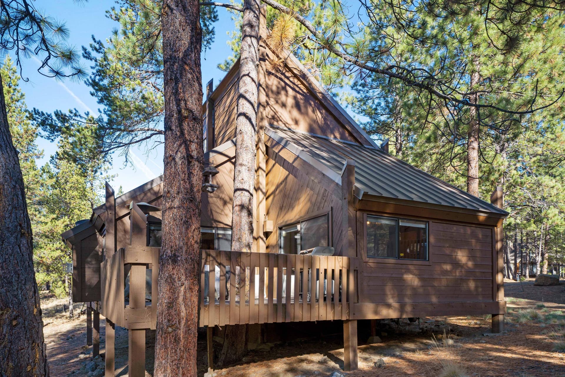 23-Exterior. Photo 4 of 23, 57409 Overlook Road Unit 2, Sunriver, OR 97707