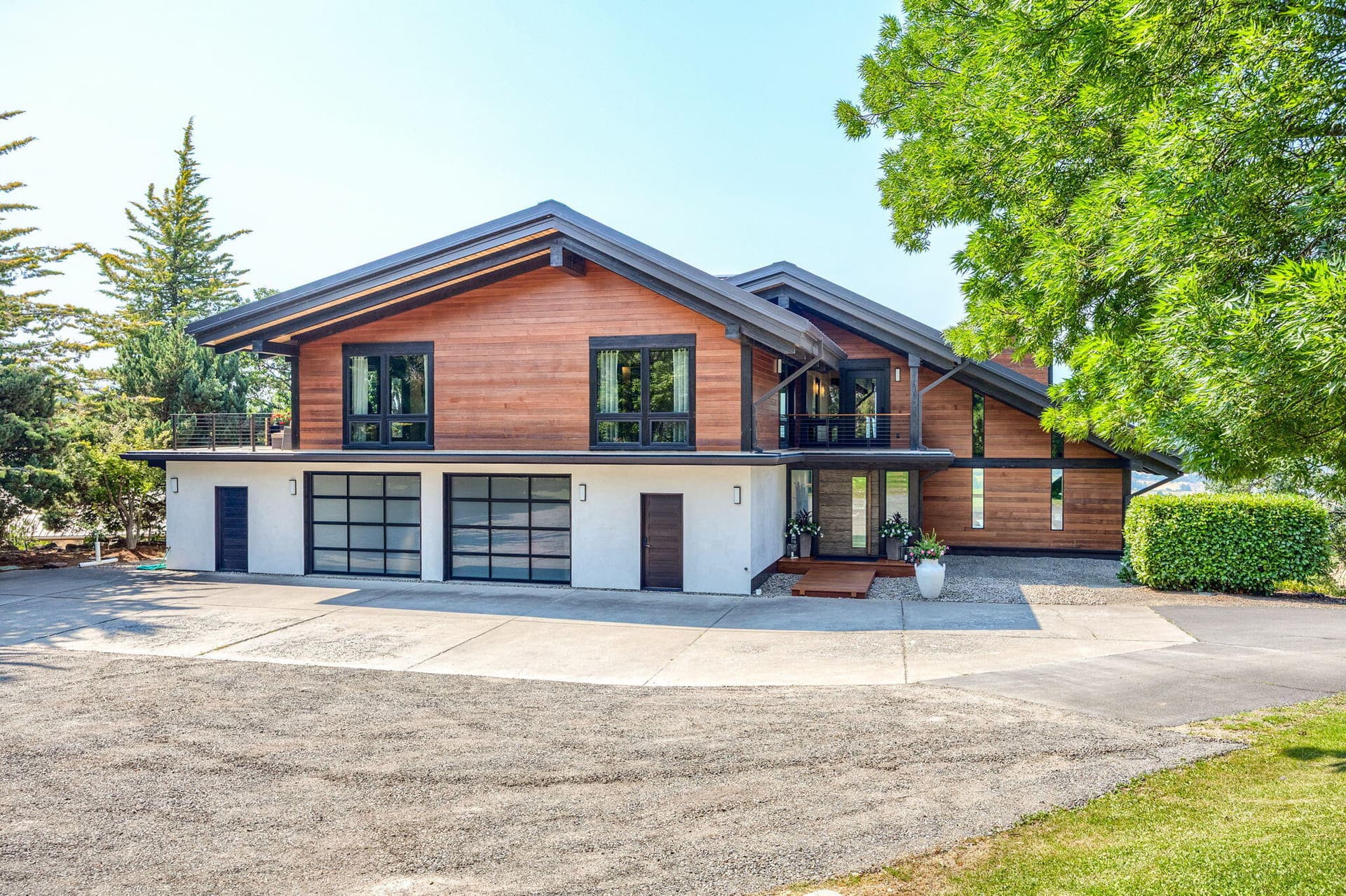 ApxEN00024. Photo 4 of 142, 1440 E Nevada Street, Ashland, OR 97520